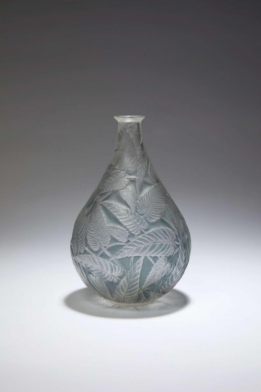 René Lalique, 1860-1945
Vase 