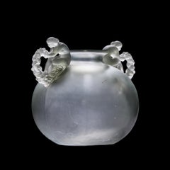 René Lalique 1926 Bouchardon Handle Vase in Opalescent Glass