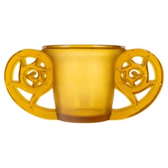 René Lalique -1926 Vase “Pierrefonds” tinted amber yellow