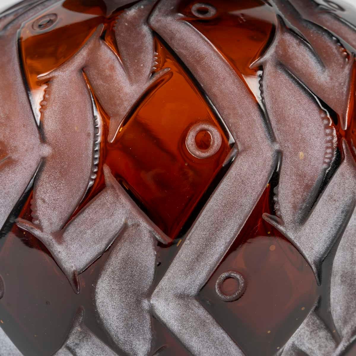 Francese René Lalique, 1928 - Vaso color ambra 