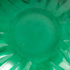 René LALIQUE -1929, “Milan” Vase. Green-tinted glass proof