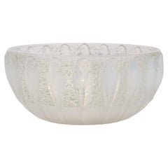 René LALIQUE, Copa "Perruches" de 1931  Opalescente