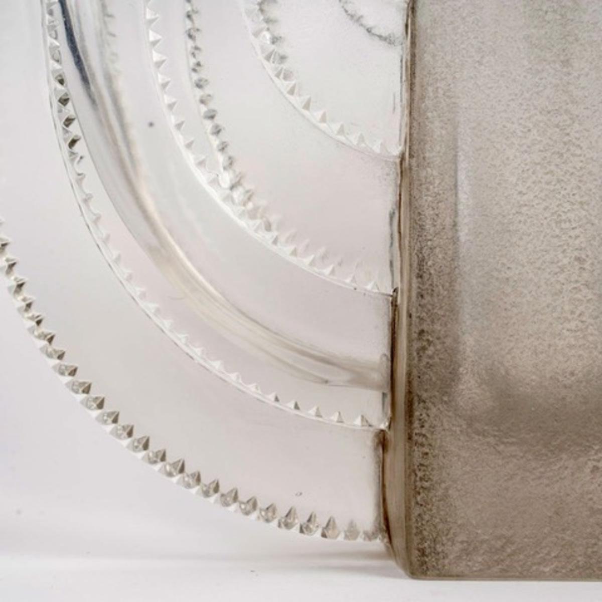 20ième siècle René Lalique - Vase Villard 1936 en vente