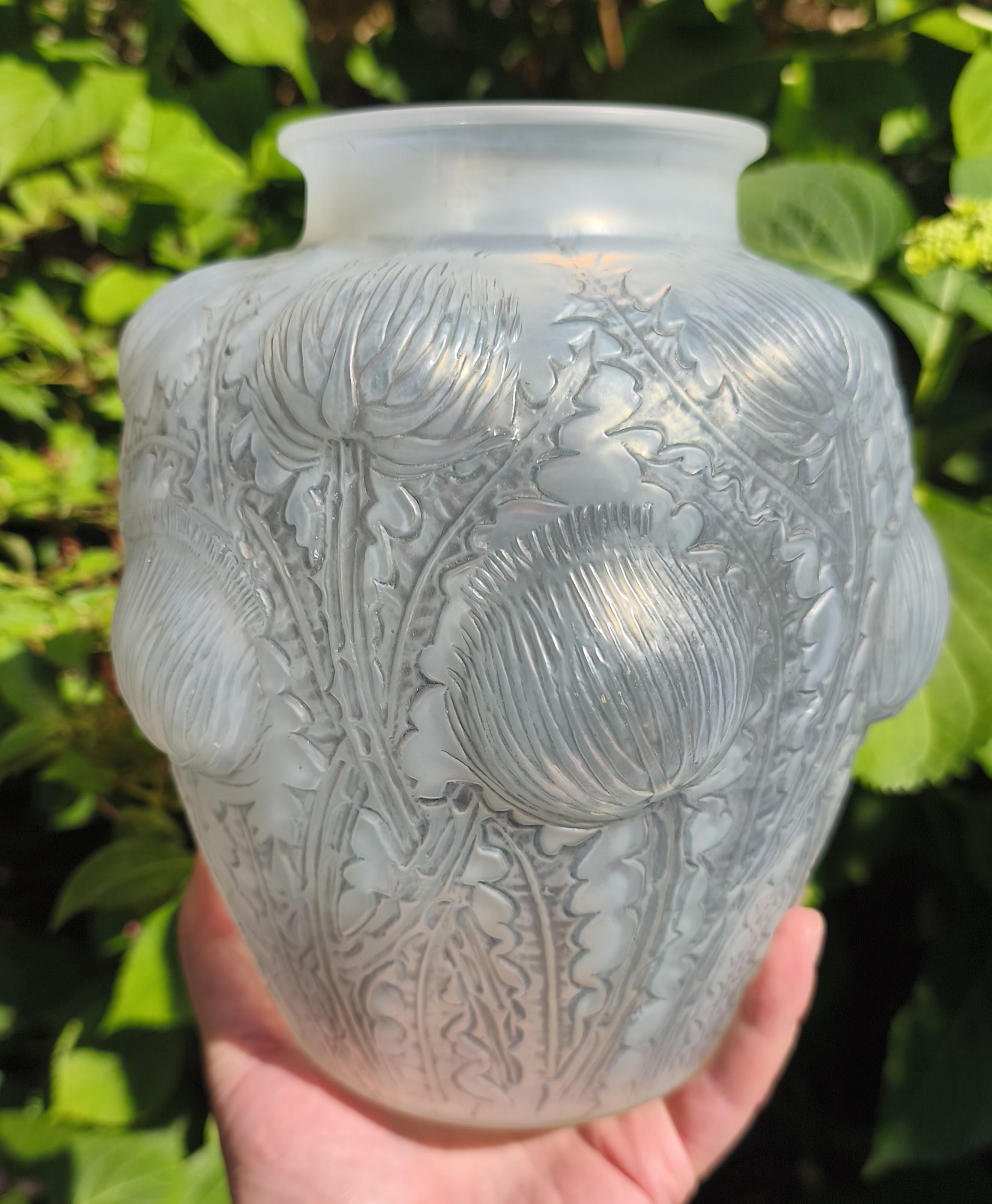 Vetro René Lalique un vaso opalsecente art déco incassato Domrémy in vendita