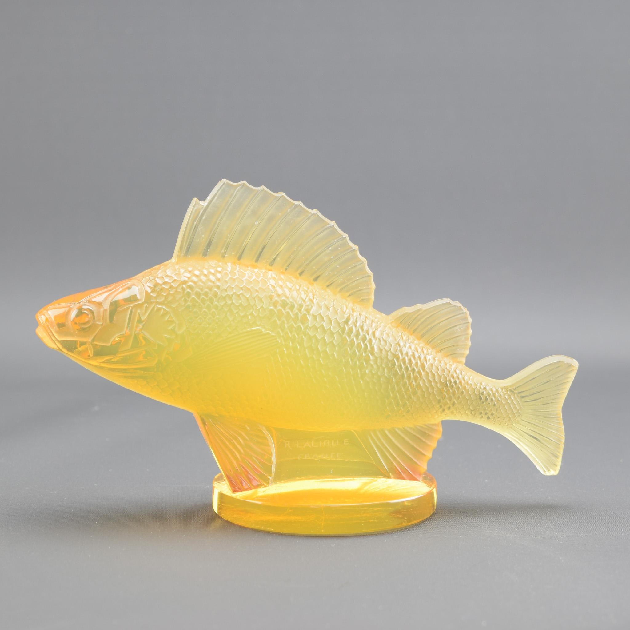 Rene Lalique amber opalescent Perche Car Mascot C1929 In Good Condition For Sale In Devon, GB