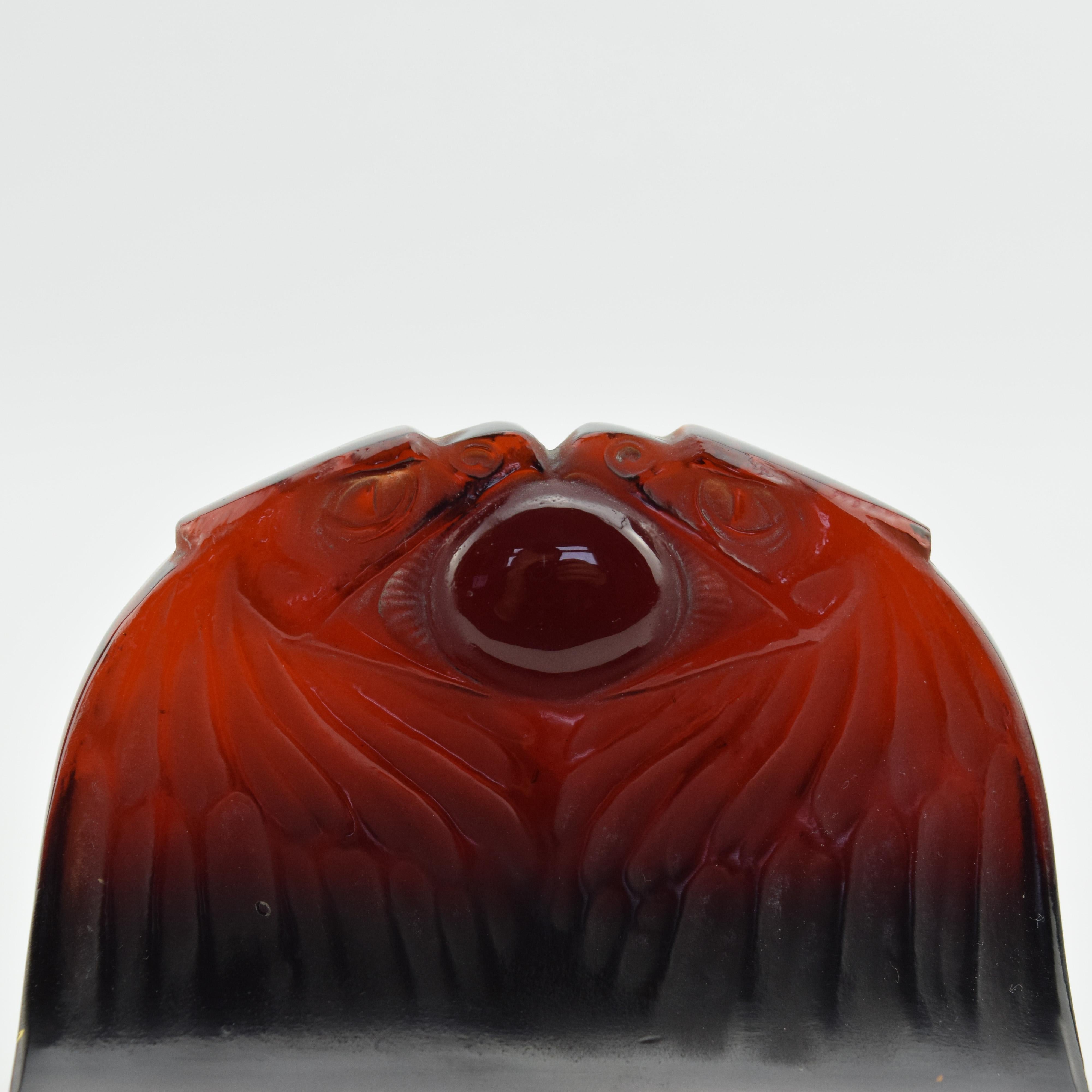 Verre Presse-papiers des deux aigles en ambre Rene Lalique, C1914 en vente