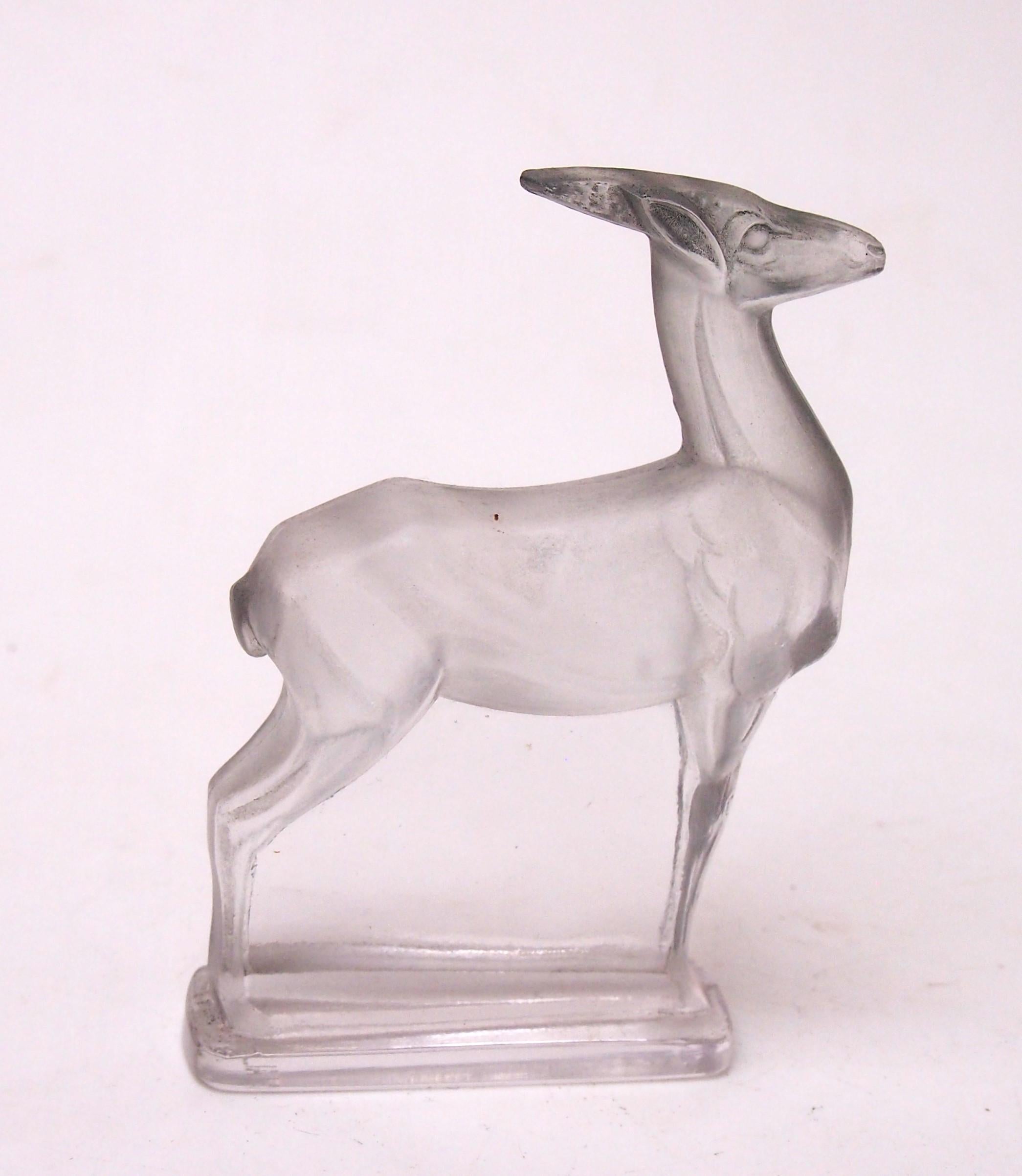 Papierbeschwerer „Antelope“ von Rene Lalique, signiert um 1929, original grau lackiert (Art déco) im Angebot