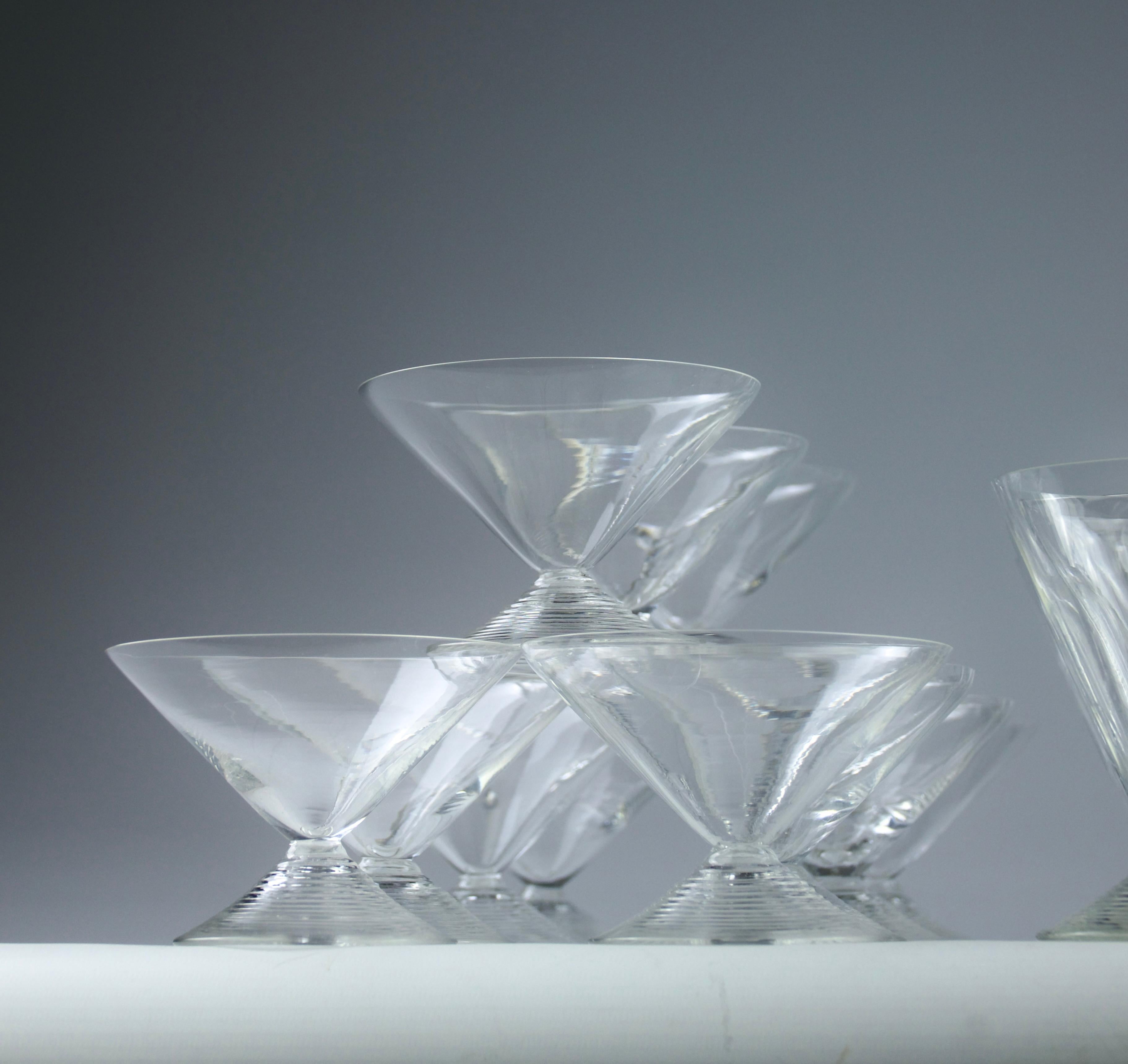 Art Déco René Lalique, Servizio di vetro Arbois (43 pezzi), Art Deco francese 1937 in vendita