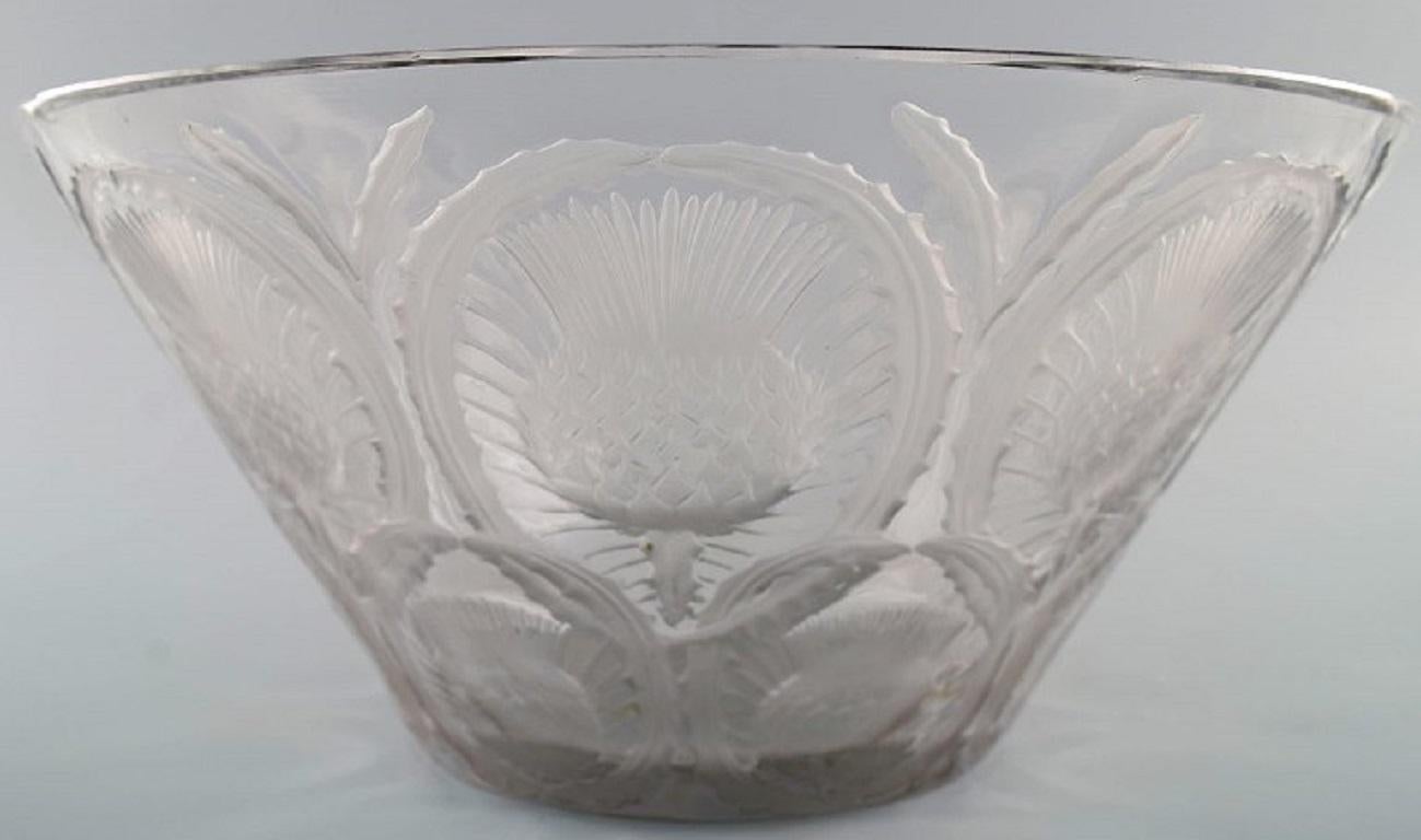 20th Century René Lalique Art Deco Bowl in Clear Mouth Blown Art Glass with Incised Flowers