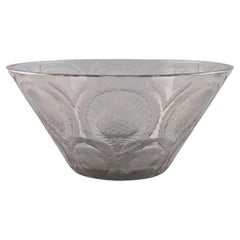 Retro René Lalique Art Deco Bowl in Clear Mouth Blown Art Glass with Incised Flowers