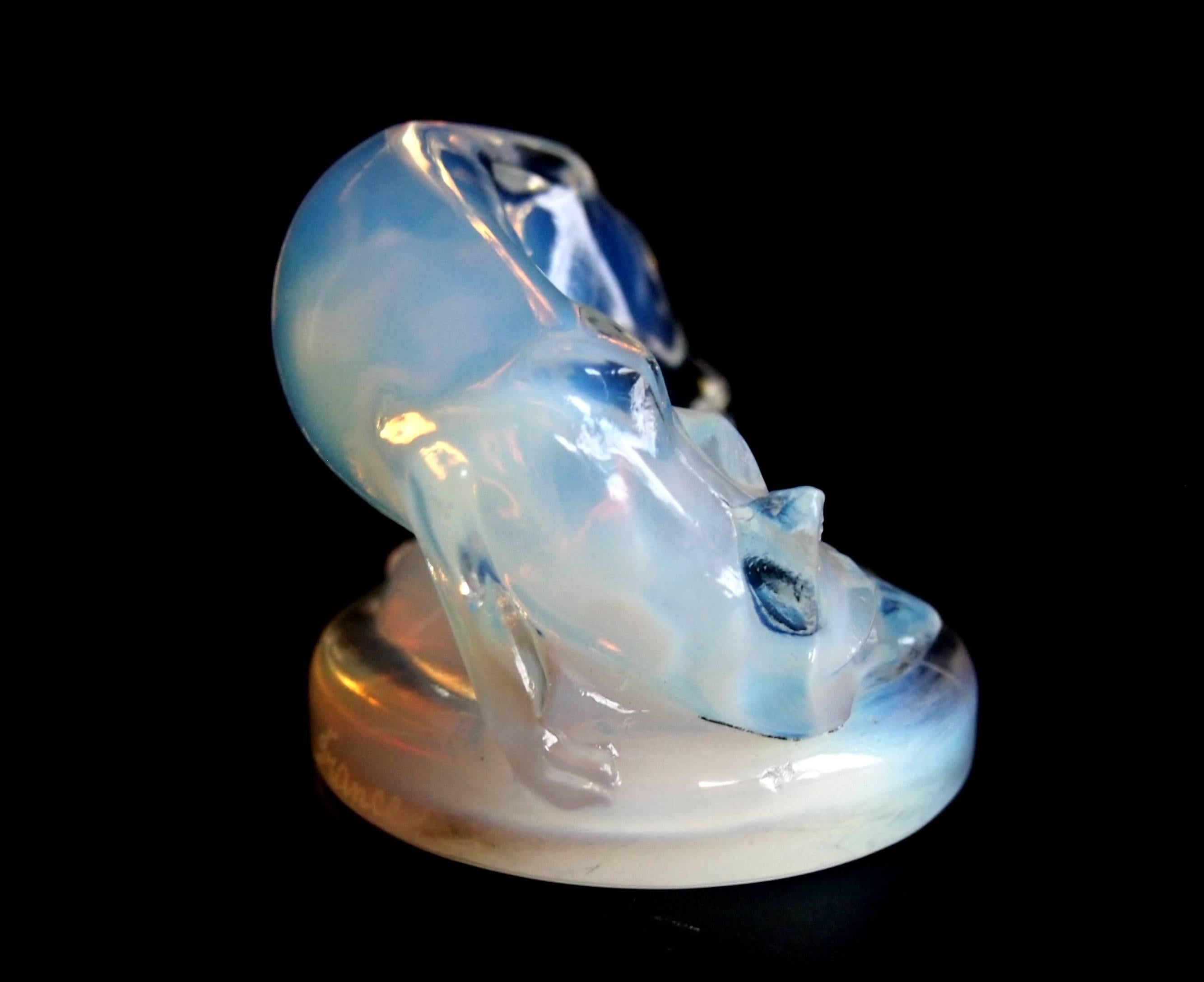 Early 20th Century French Rene Lalique Art Deco Opal Glass Fox Cachet For Sale