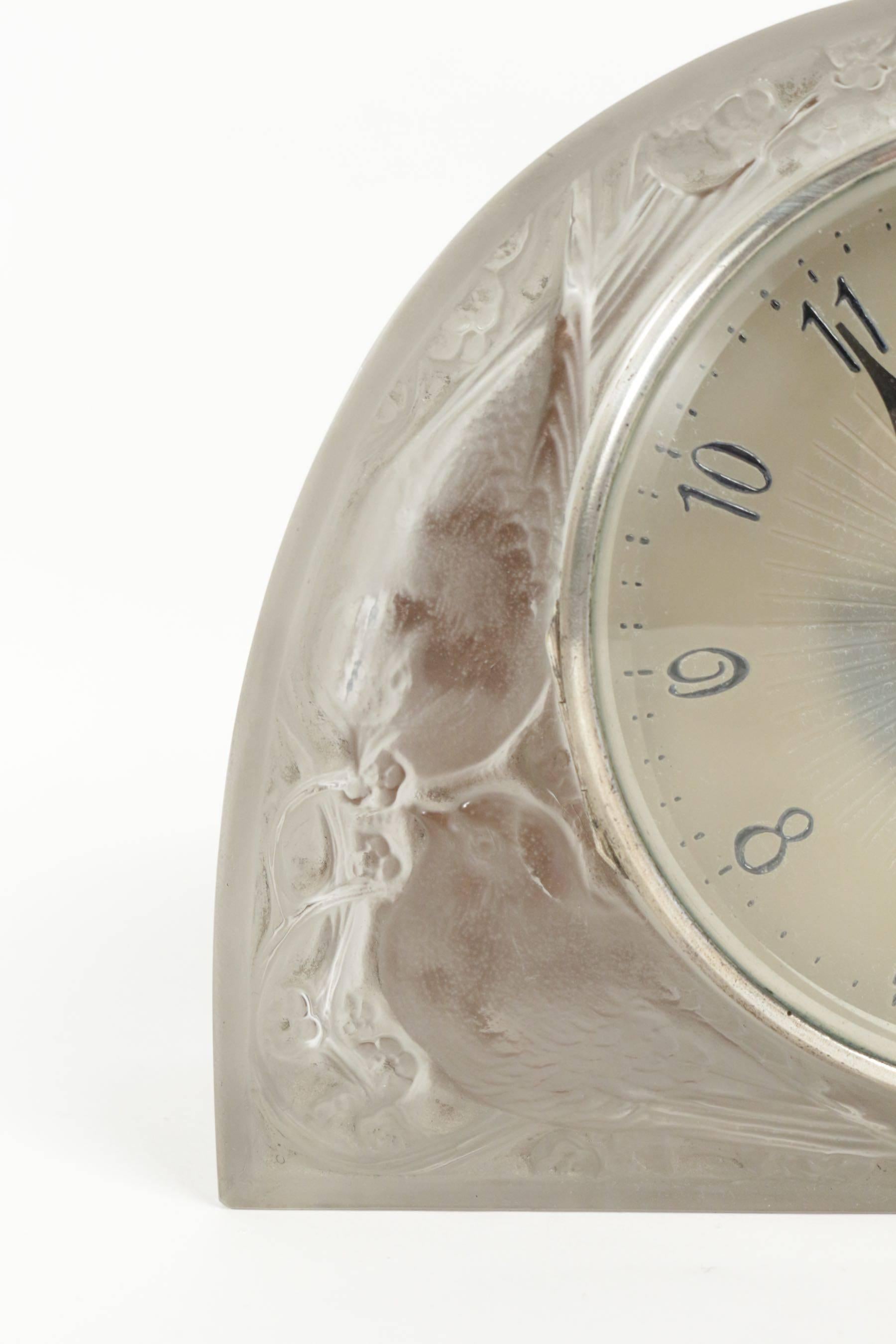 Lalique Pendule - For Sale on 1stDibs