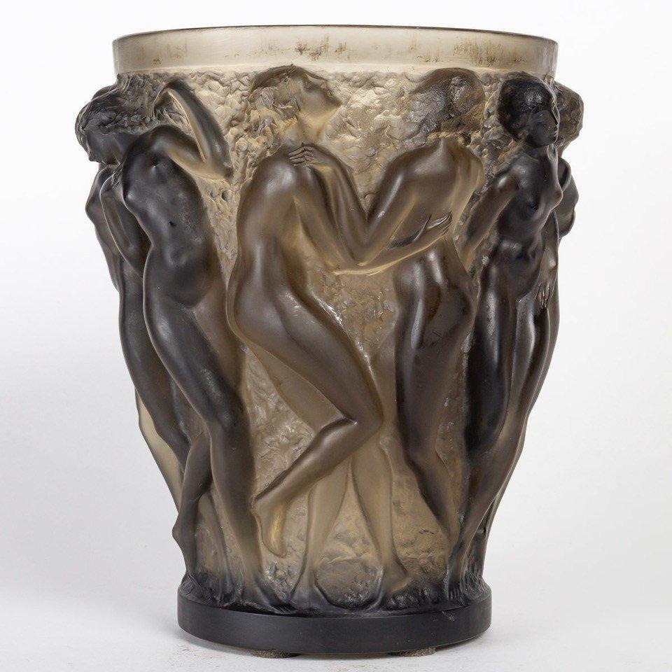 René Lalique: Bacchantes vase, circa 1927 In Good Condition For Sale In SAINT-OUEN-SUR-SEINE, FR