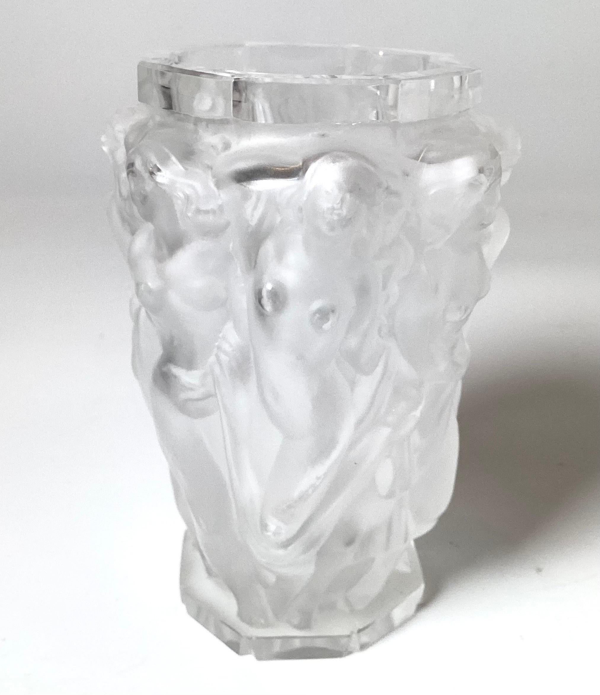 Rene Lalique Bacchantes-Vase, tanzende Akte, 1930er Jahre (Art déco) im Angebot