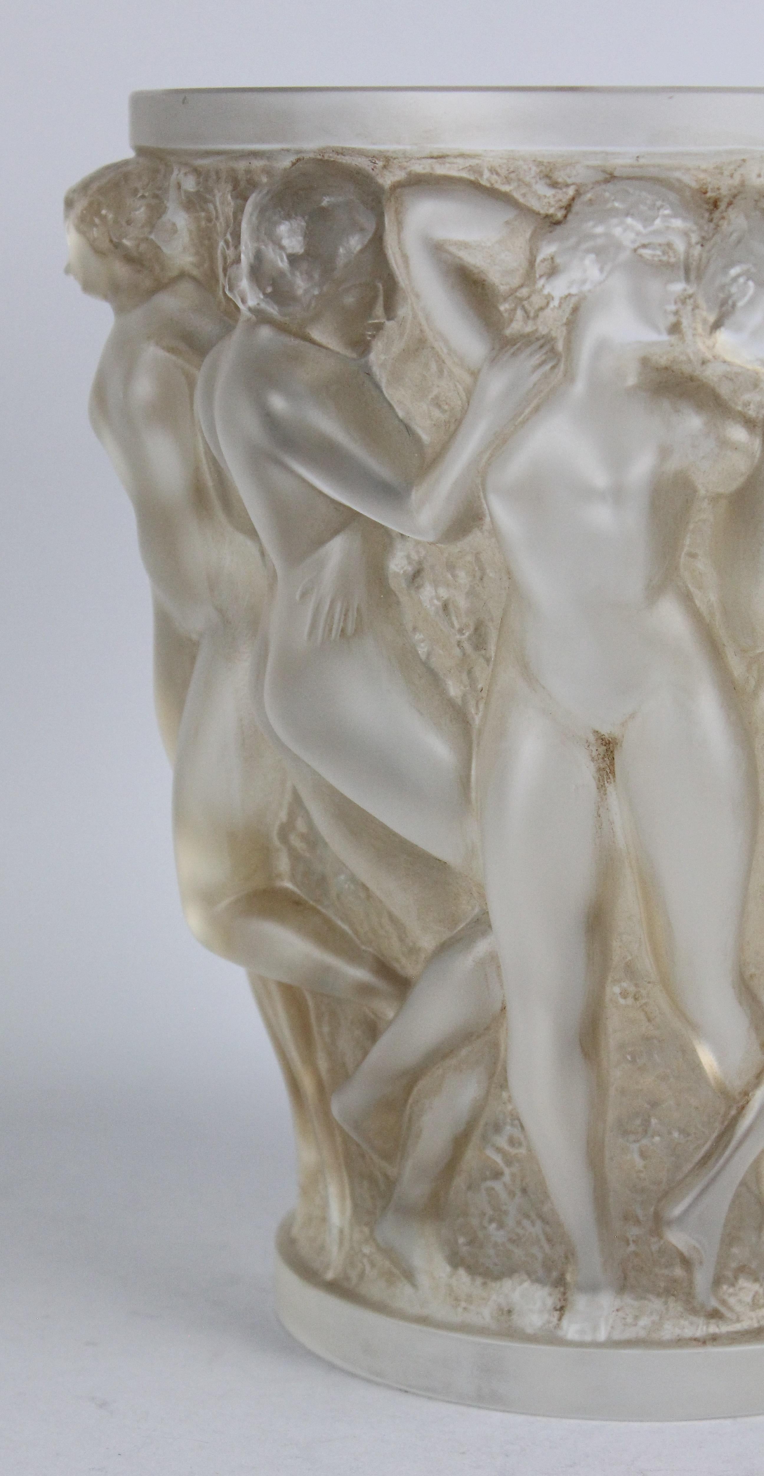 René Lalique - Vase Bacchantes:: teinté sépia 10