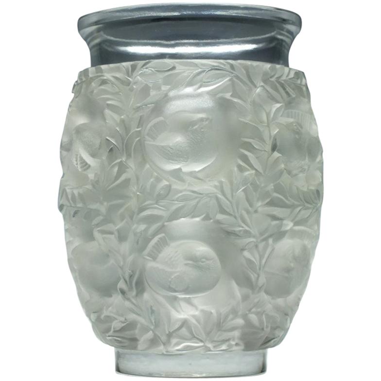 René Lalique Bagatelle Vase For Sale