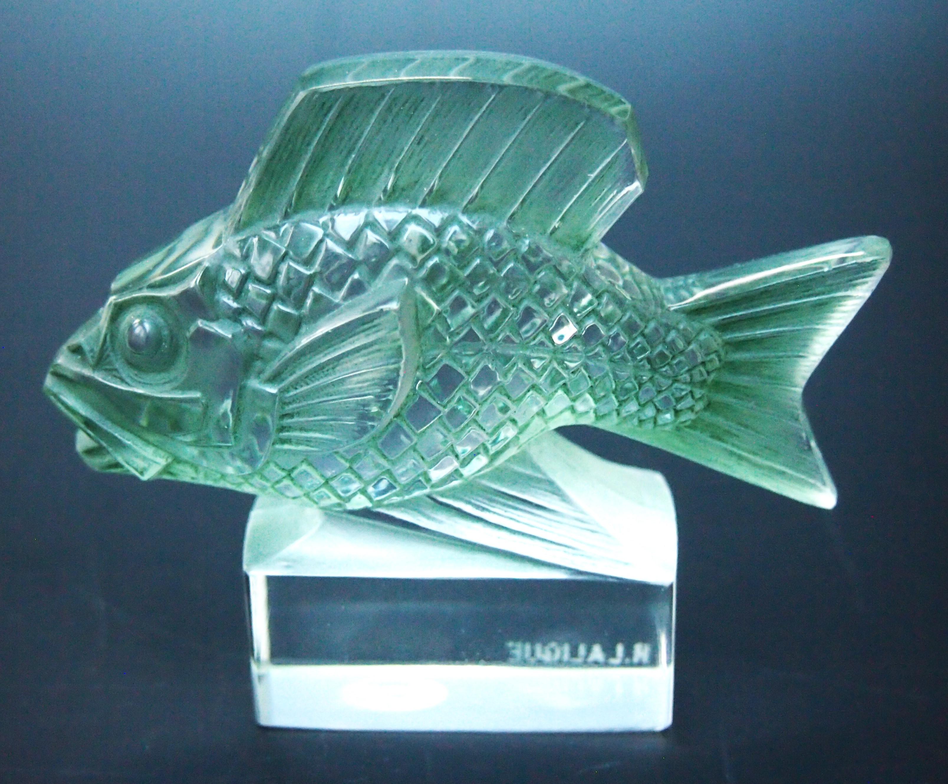 Mid-20th Century Rene Lalique 'Barbillon' paperweight signed c1930 -original green staining For Sale