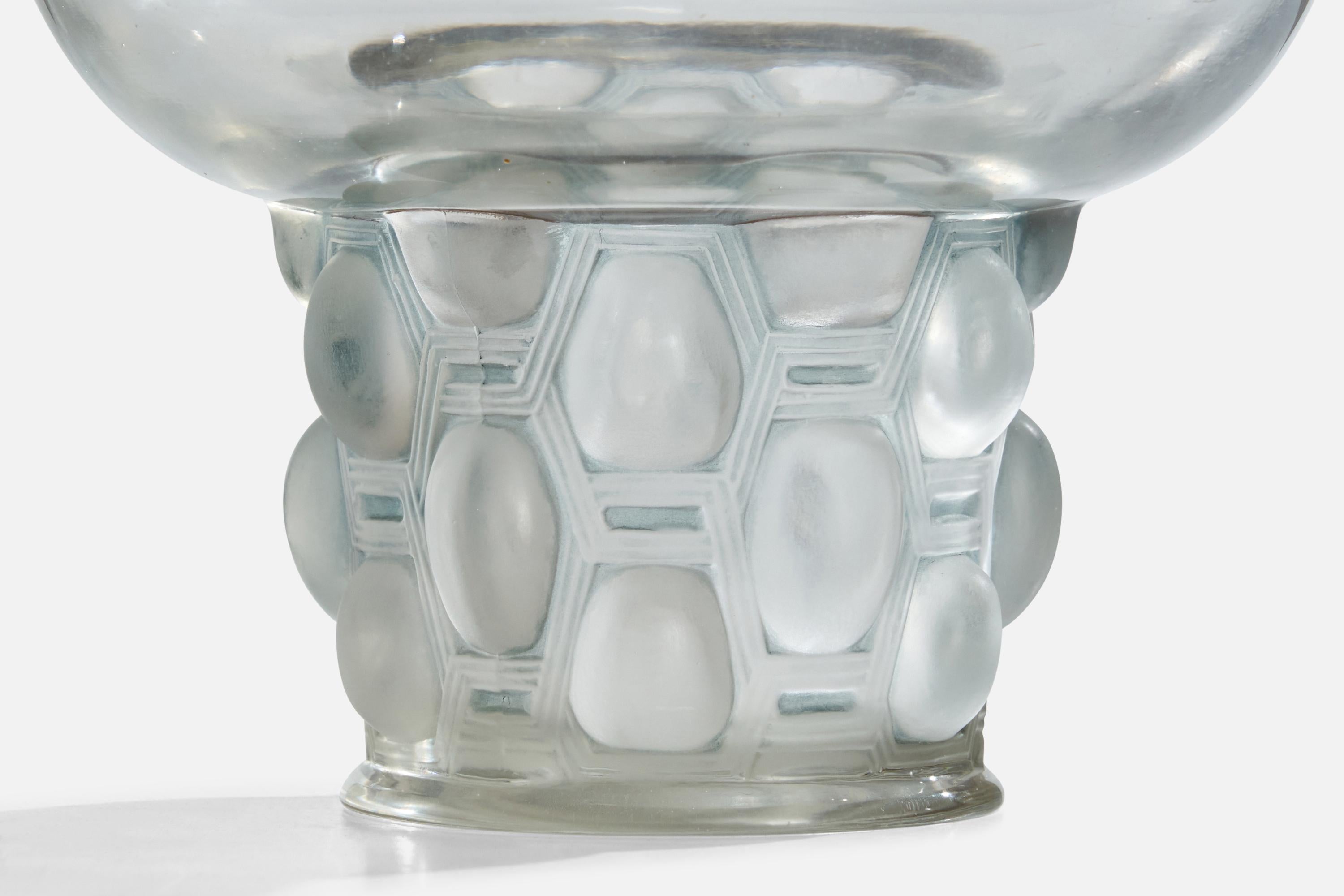 René Lalique, Beautreillis Vase, Glass, France, 1927 For Sale 1
