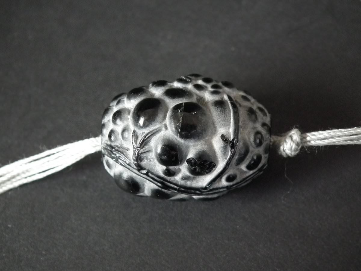 Rene Lalique Black Glass 'Grosses Graines' Necklace For Sale 3