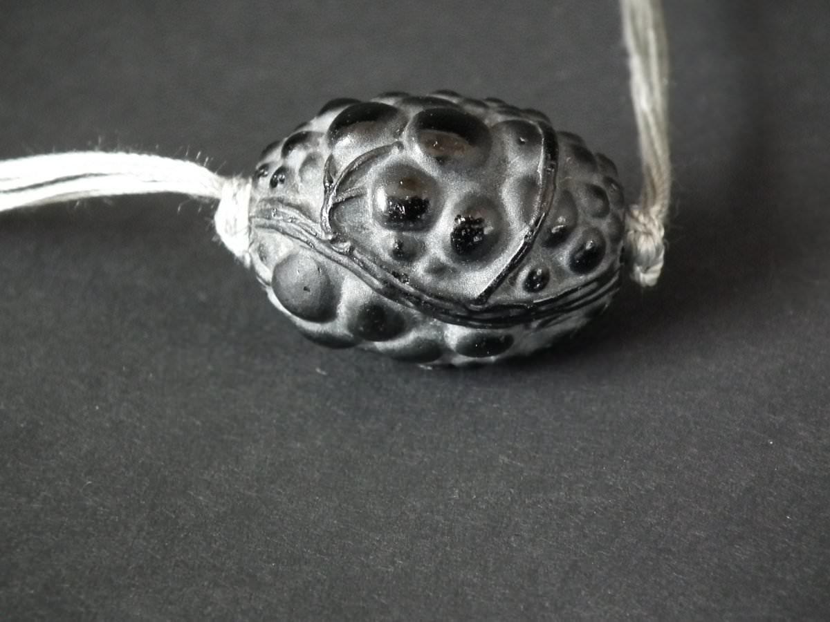 Rene Lalique Black Glass 'Grosses Graines' Necklace For Sale 5