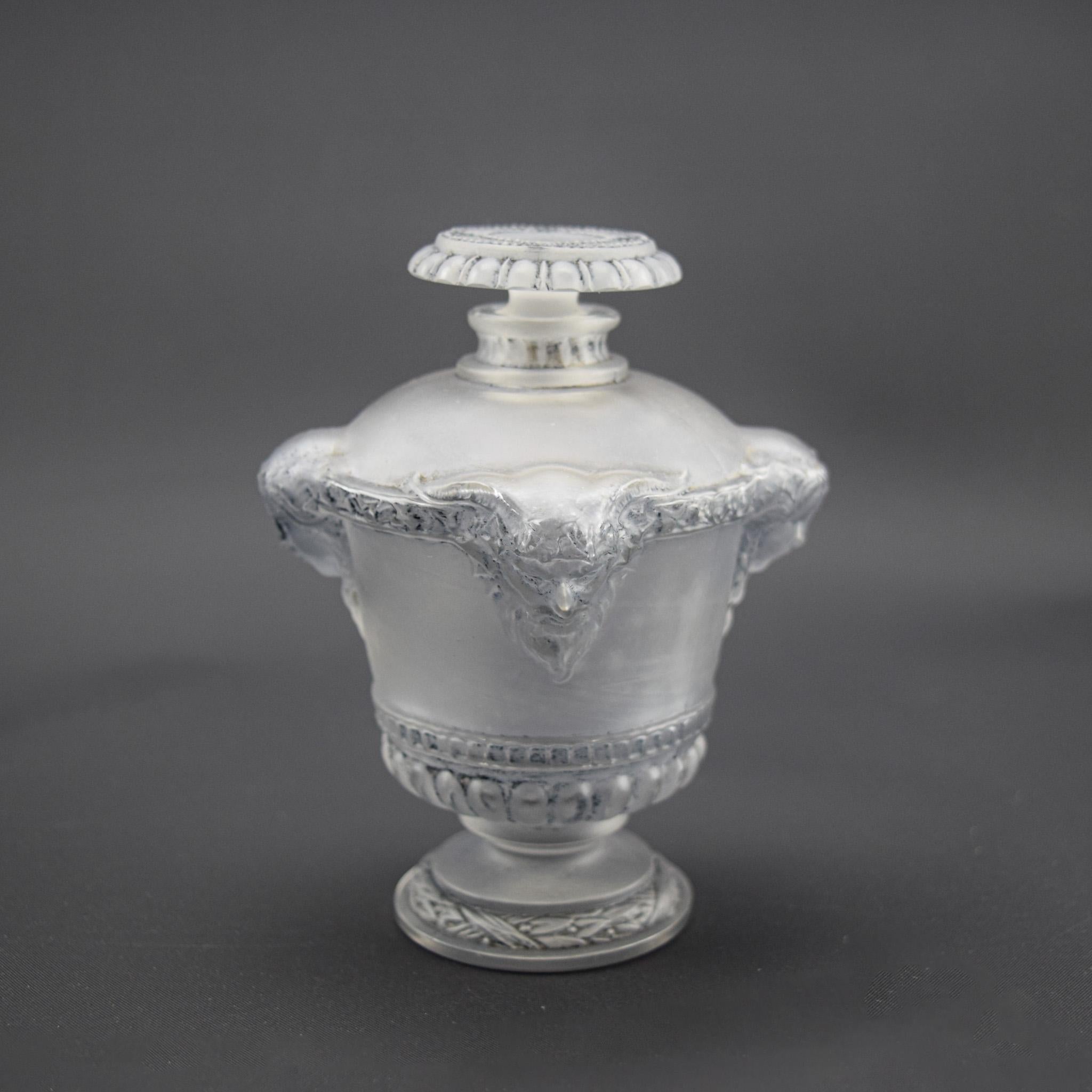 Art Deco Rene Lalique Bouquet de faunes perfume bottle C1925