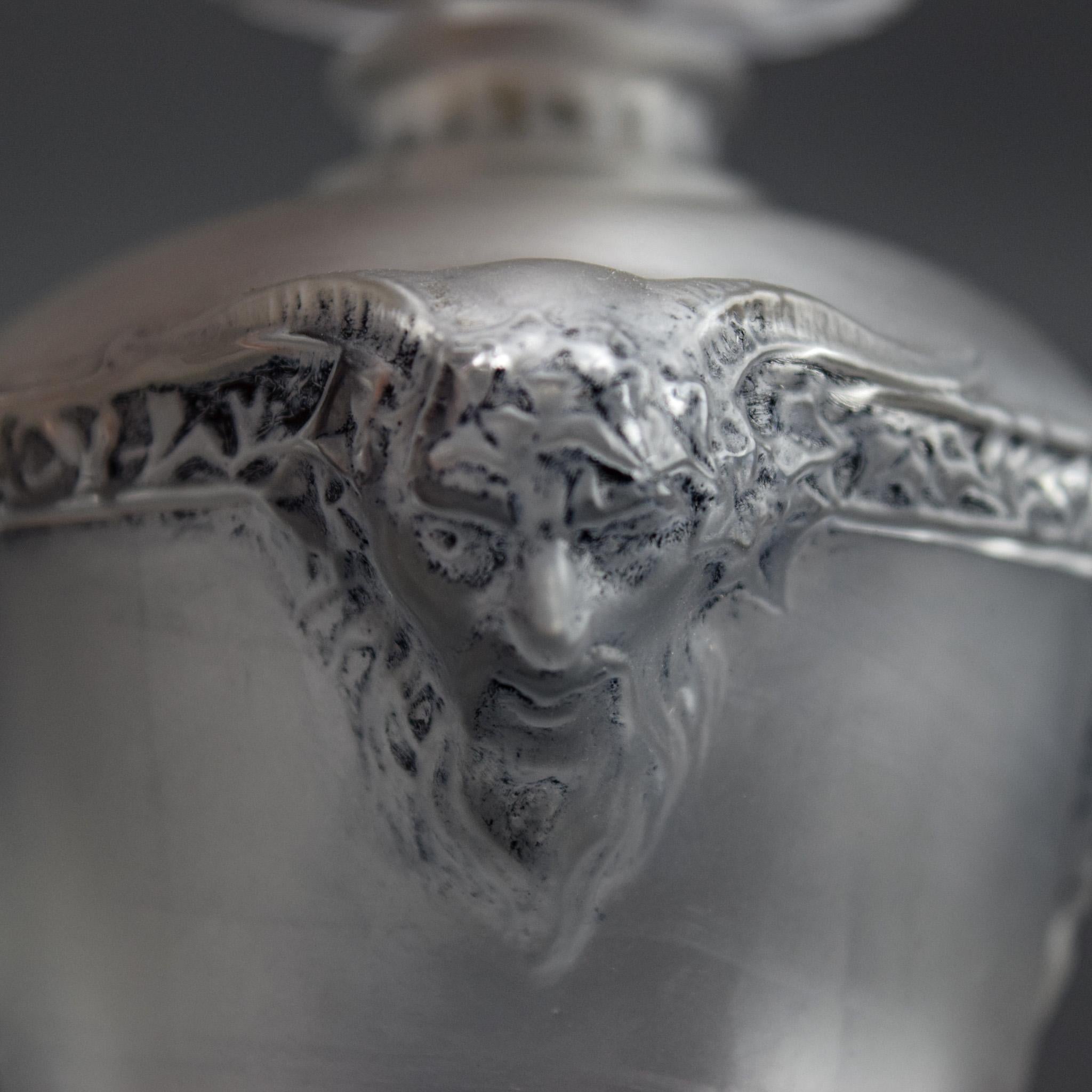 Rene Lalique Bouquet de faunes perfume bottle C1925 In Good Condition In Devon, GB