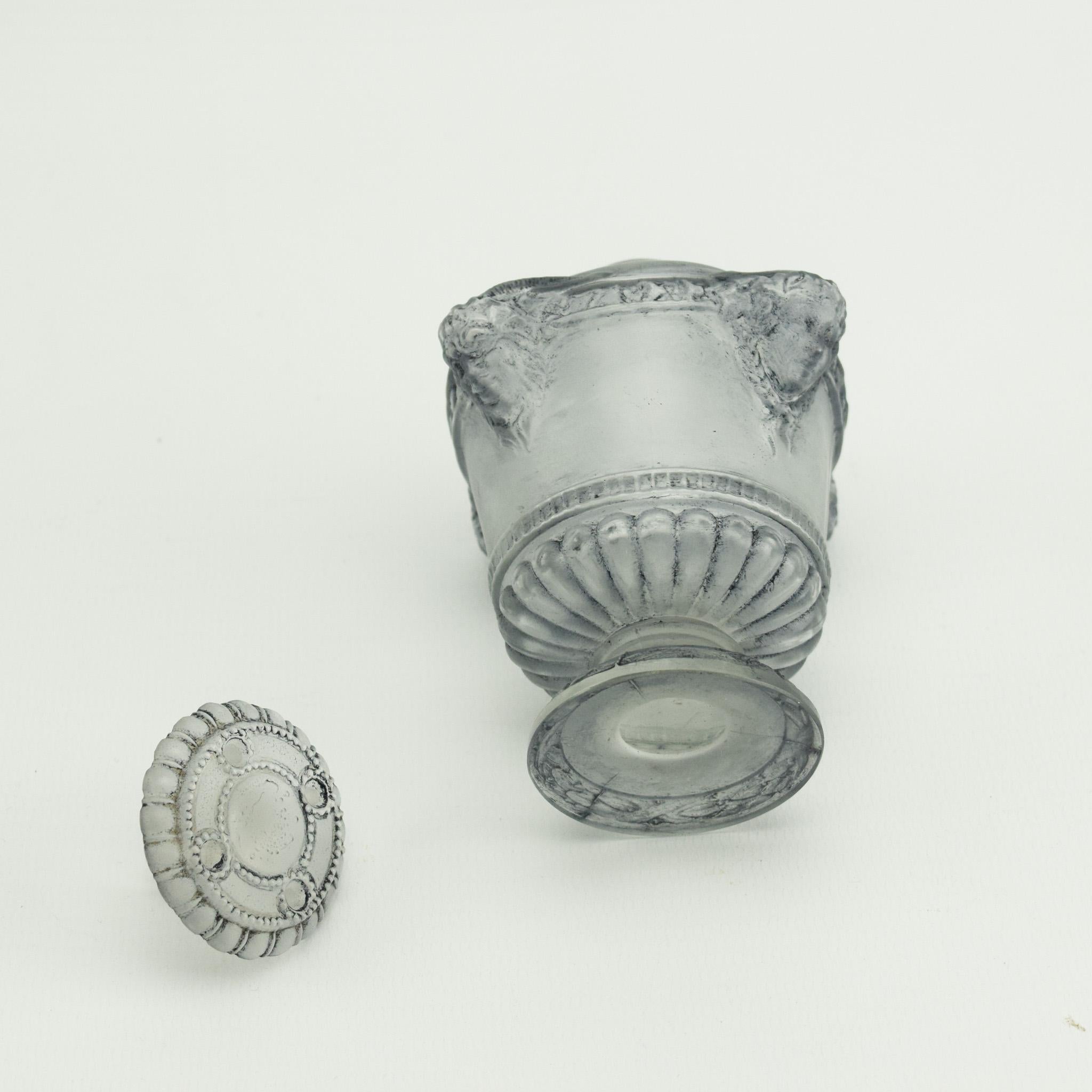 Early 20th Century Rene Lalique Bouquet de faunes perfume bottle C1925 For Sale