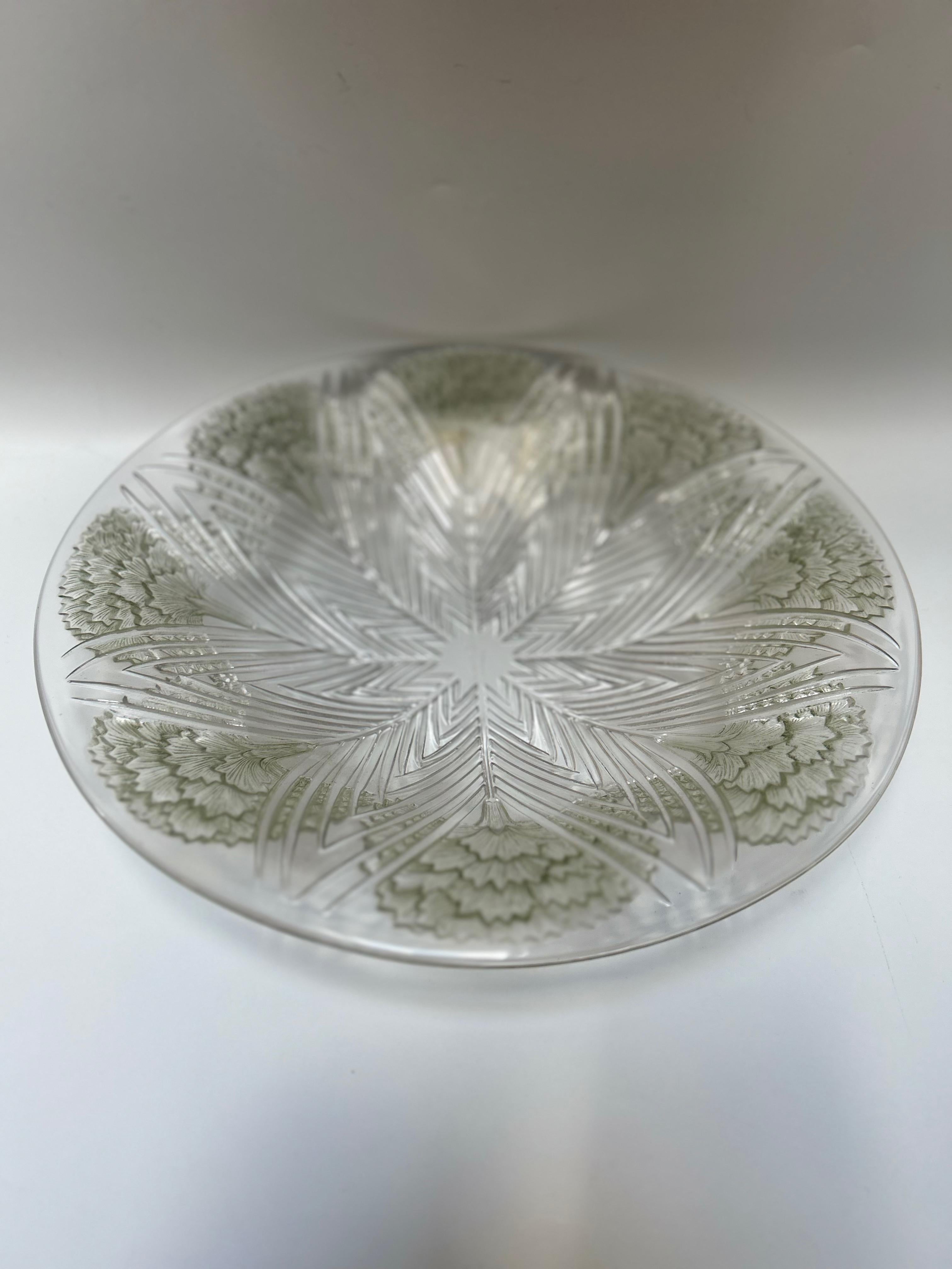 René Lalique Schale Teller Schale Oeillets Nelken Erstellt in 1932 im Angebot 2