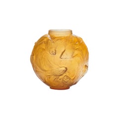 René Lalique "Butterscotch" Vase Formose