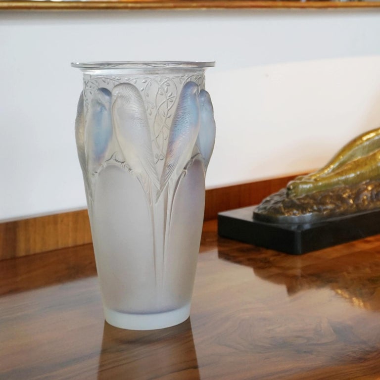 René Lalique "Ceylan" an Art Deco Opalescent Glass Vase French, Circa