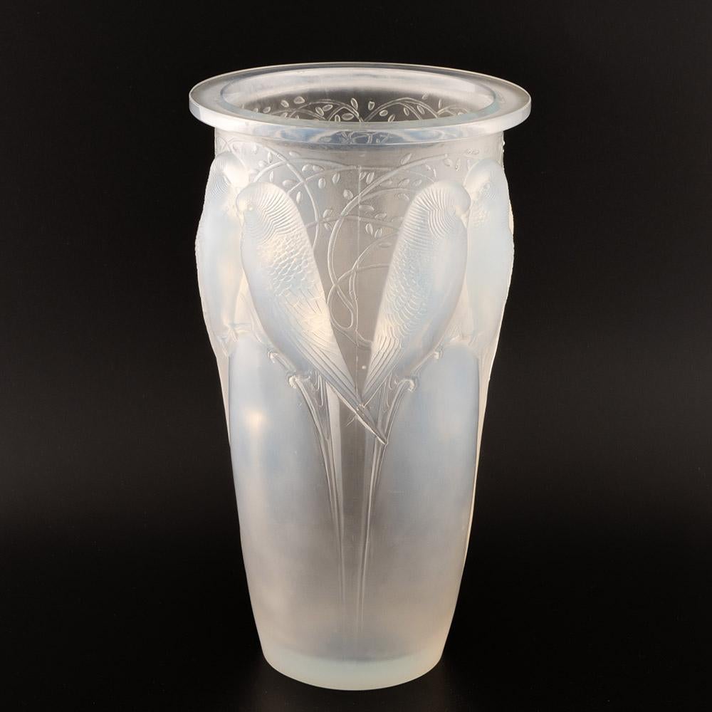 Rene Lalique Ceylan Vase Designed 1924 – Marcilhac 905 In Good Condition In Tunbridge Wells, GB