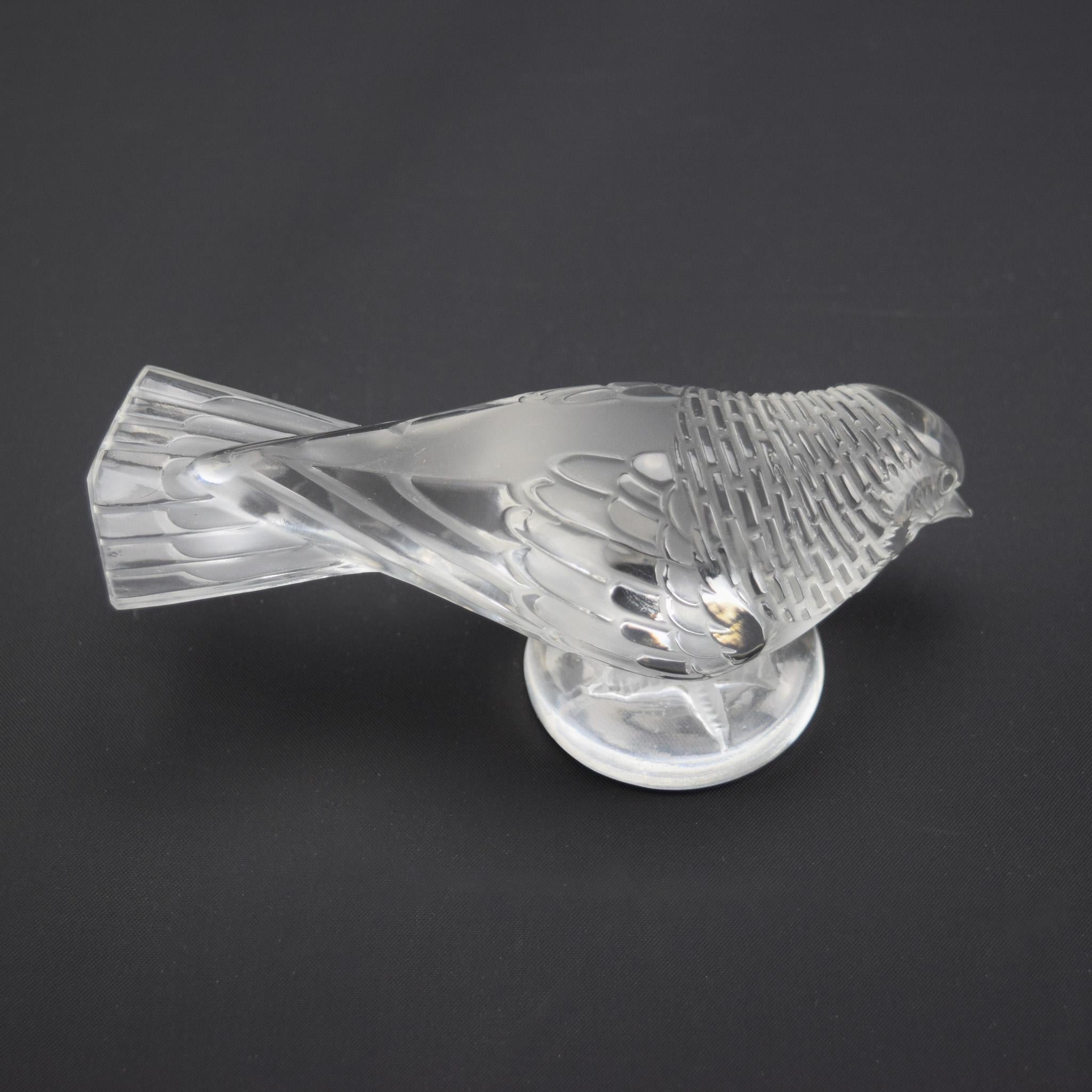 Stampato Rene Lalique Chardonneret Timide C1931 Fermacarte Cardellino in vendita