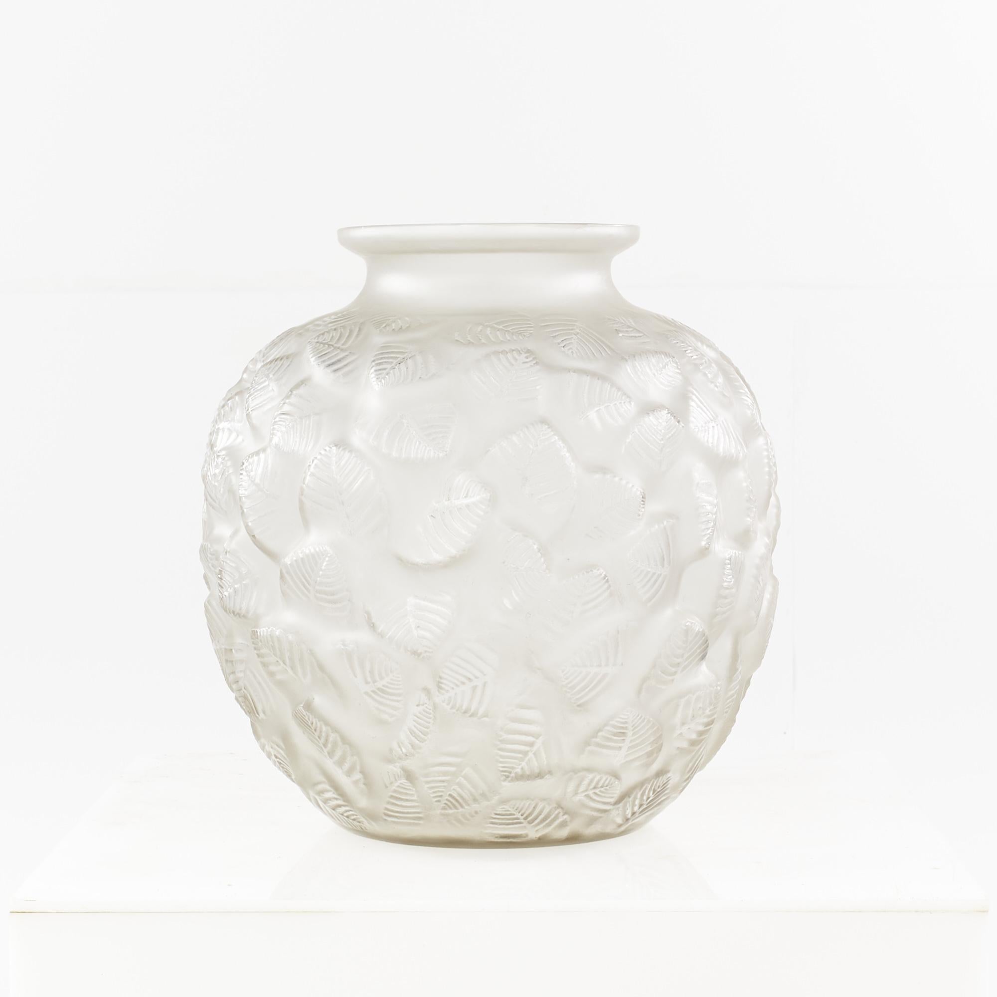 Moderne Vase Charmilles Rene Lalique en vente