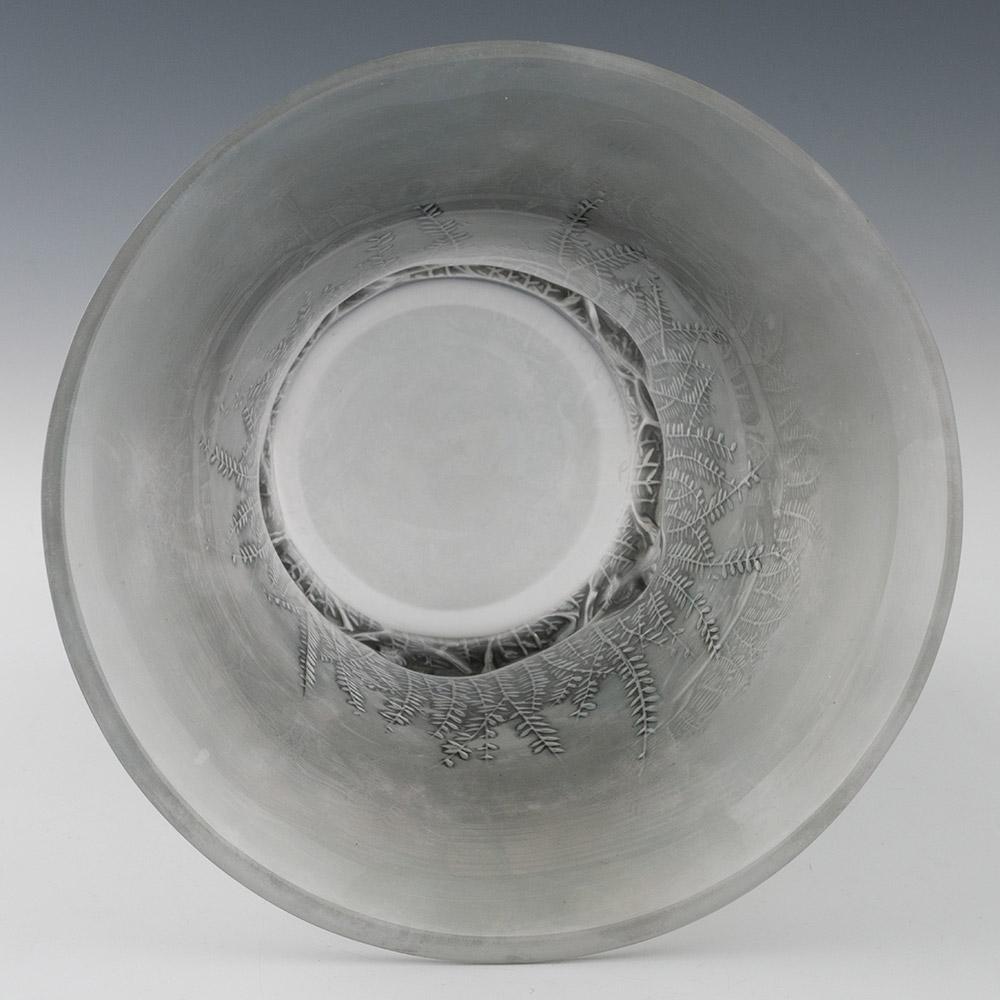 Rene Lalique Jarrón Cheveaux Marcilhac 1047 Diseñado 1930 en venta 1