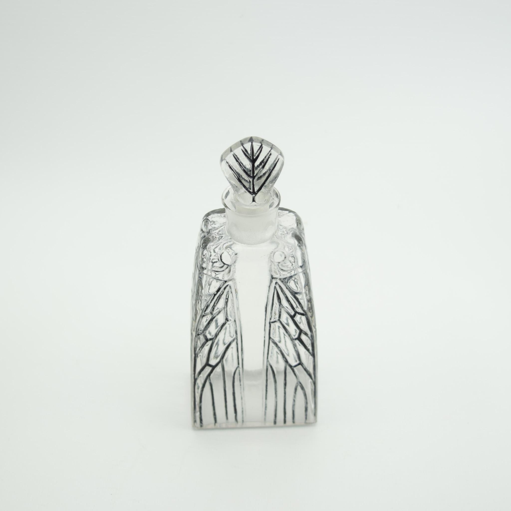 Rene Lalique Cigalia Perfume bottle C1925 For Sale 5