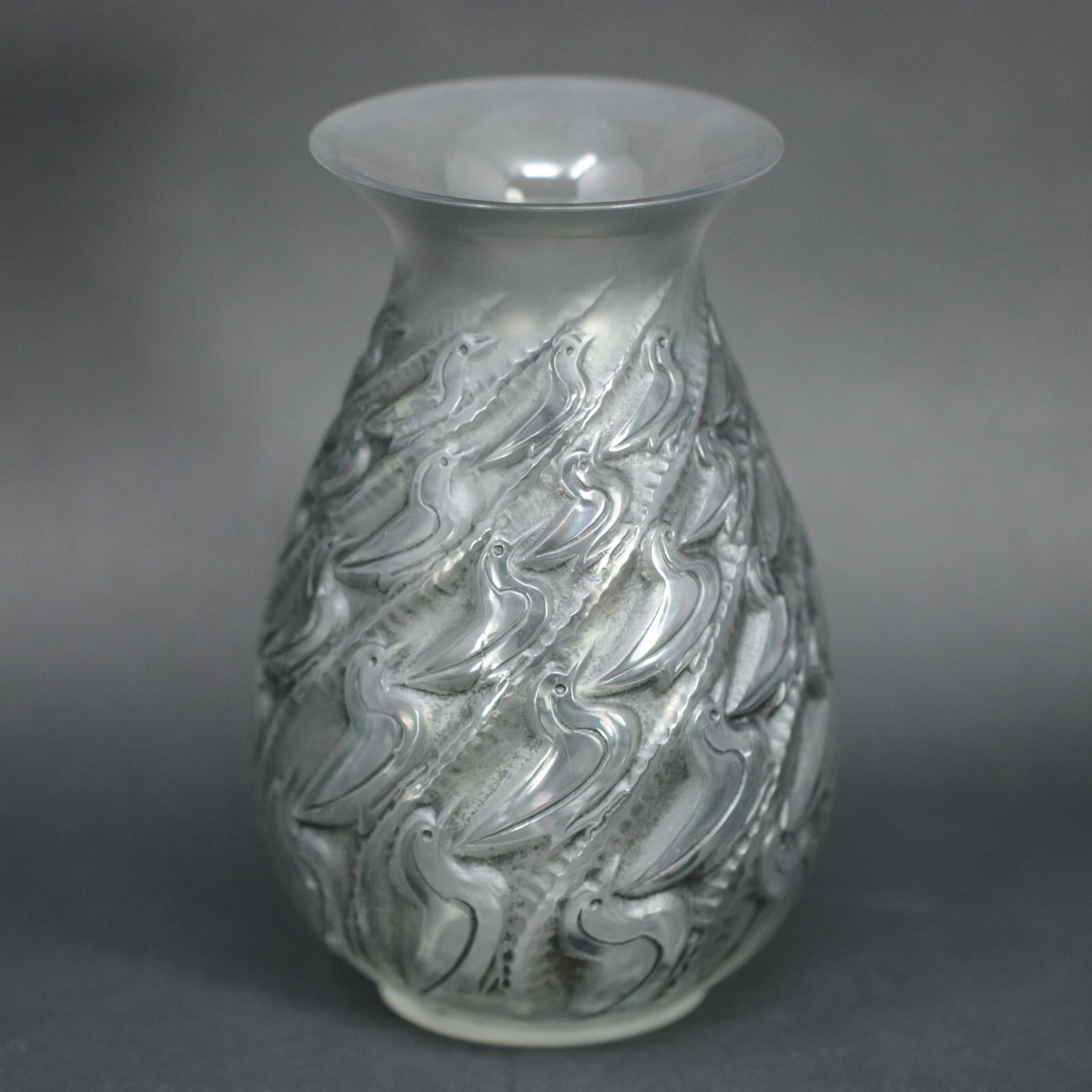 René Lalique Clear and Frosted Glass 'Canards' Vase For Sale 1