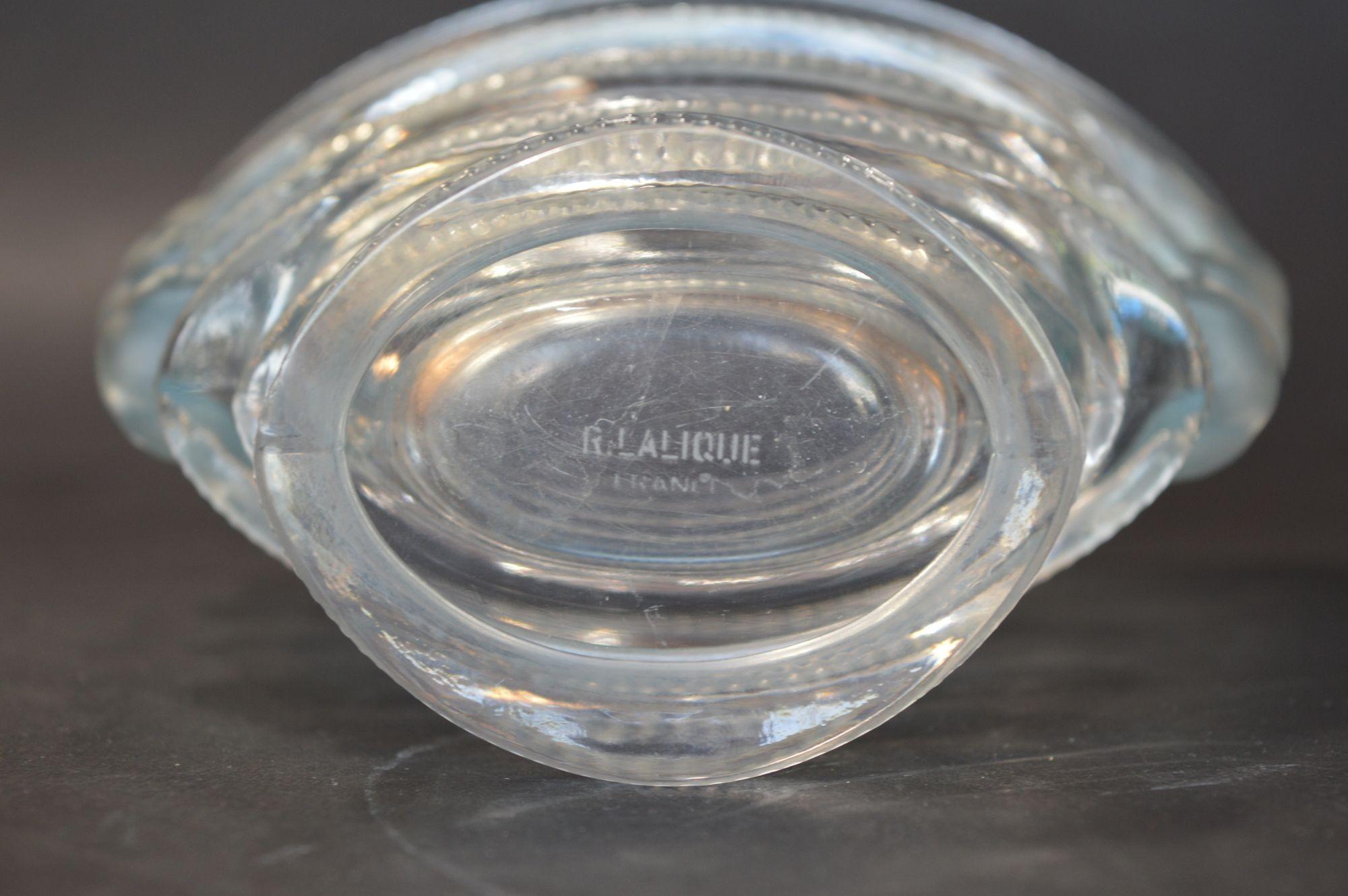 Saint Marc-Vase von Ren Lalique aus klarem und mattiertem Kristall (Mitte des 20. Jahrhunderts) im Angebot