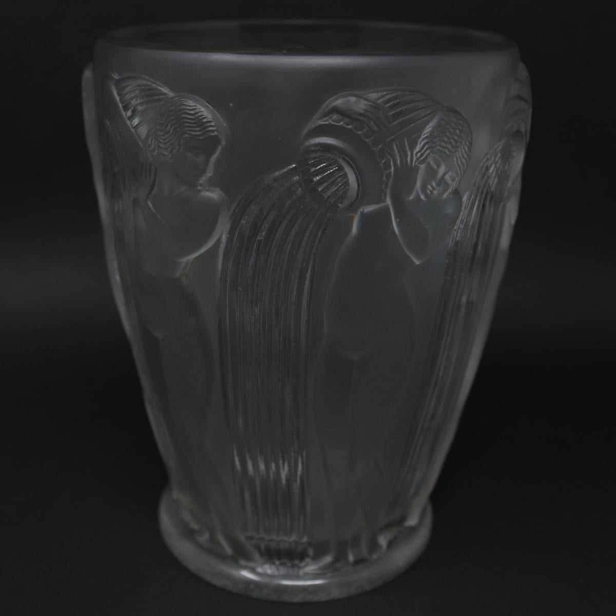 Rene Lalique Clear Glass Danaides Vase In Good Condition For Sale In Chelmsford, Essex