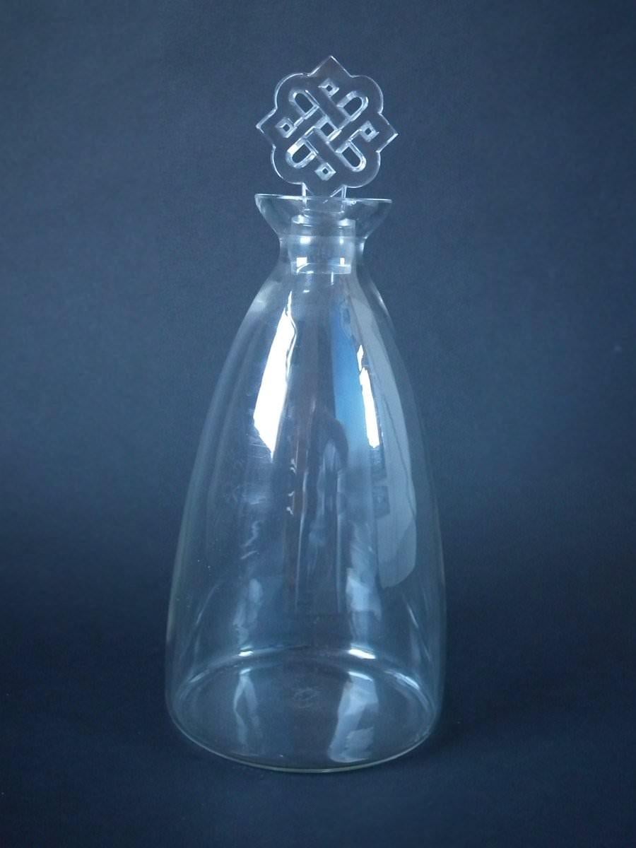 Rene Lalique clear glass 'Molsheim' decanter. (Molsheim is a commune in the Bas-Rhin department in Grand Est in north-eastern France.) Engraved makers mark, 'R. Lalique France 85'. Book reference: Marcilhac 5037.
