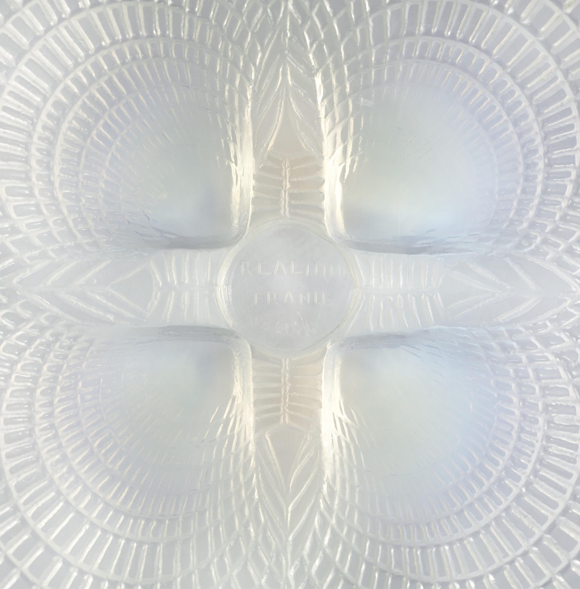 French René Lalique Coquilles Glass Bowls, Set of Ten For Sale