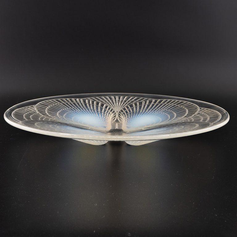 Inizio XX secolo Rene Lalique Coquilles No1 Piatto disegnato 1924 Marcilhac 3009 in vendita