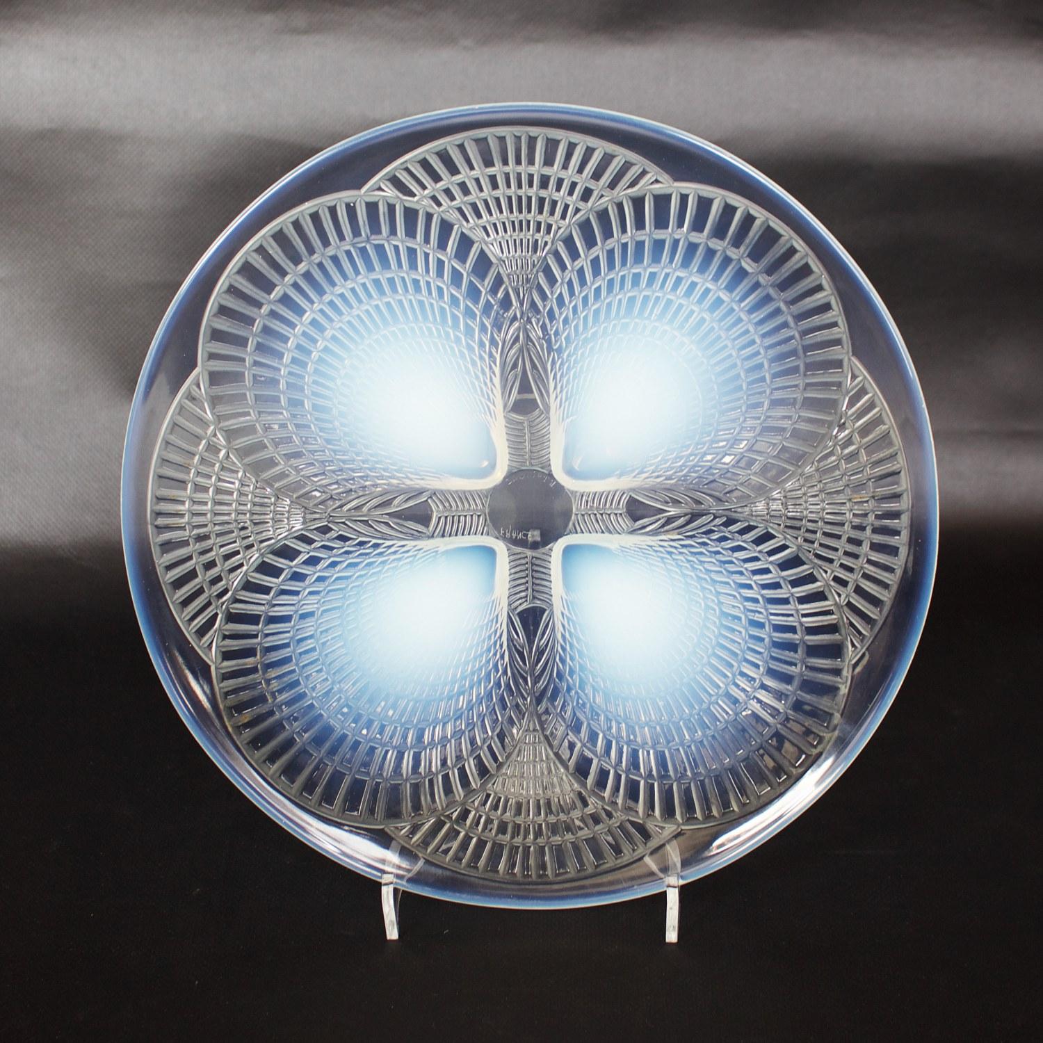 René Lalique Coquilles No.2 Blue Opalescent Glass Plate In Good Condition In Forest Row, East Sussex