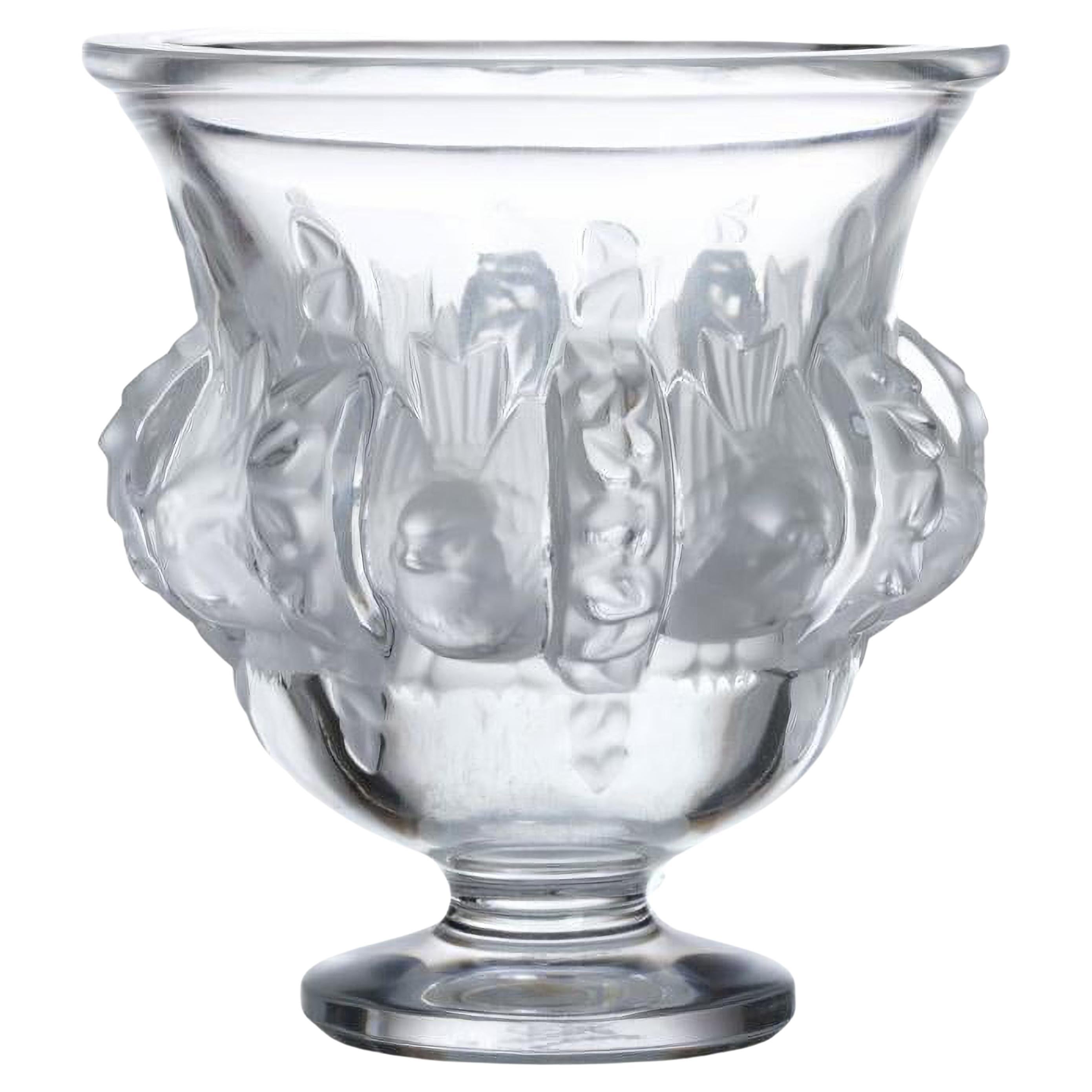 René Lalique Cup with Foot "Dampierre" For Sale