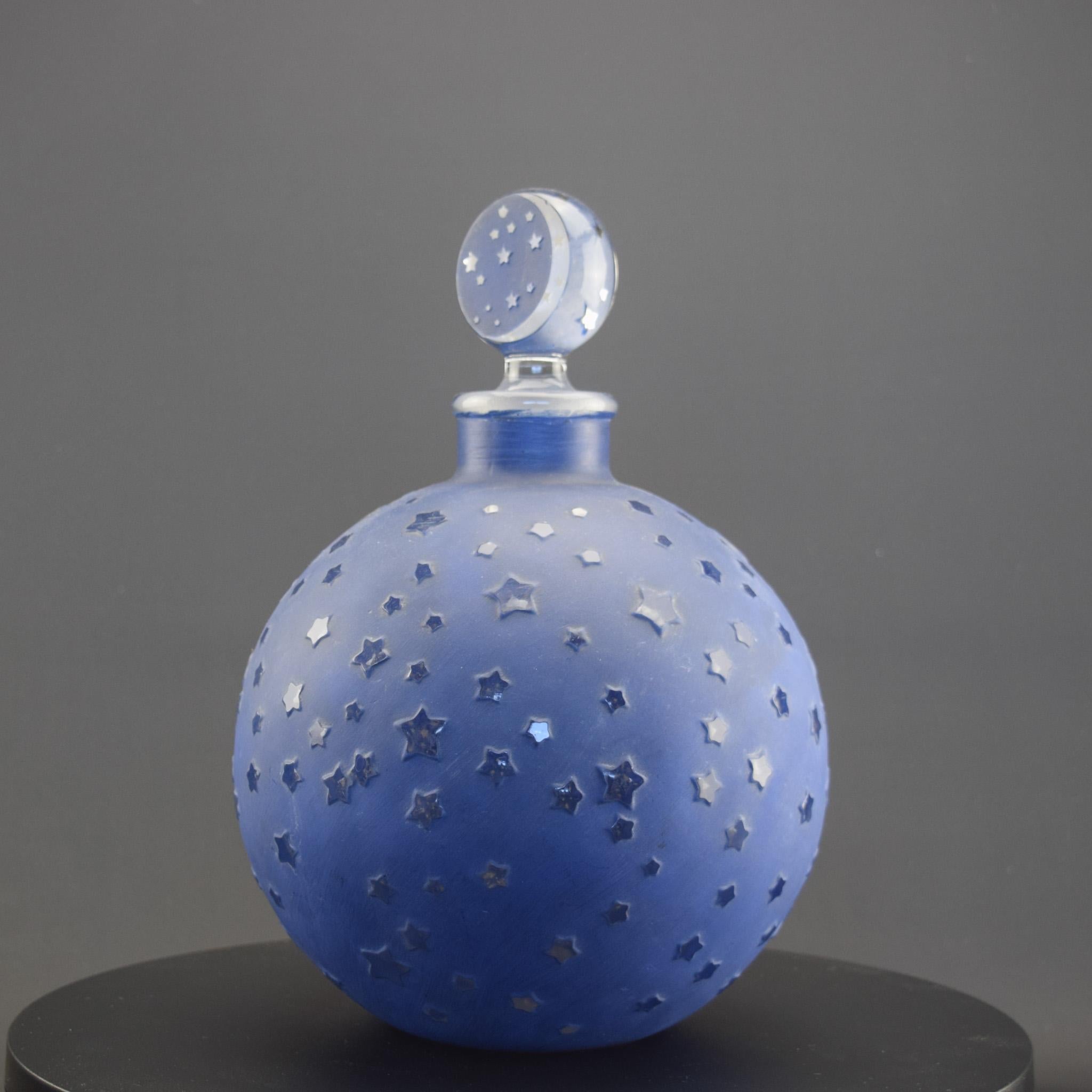 Art Deco Rene Lalique Dans Le Nuit perfume bottle C1924 Large Size 25.5cm For Sale