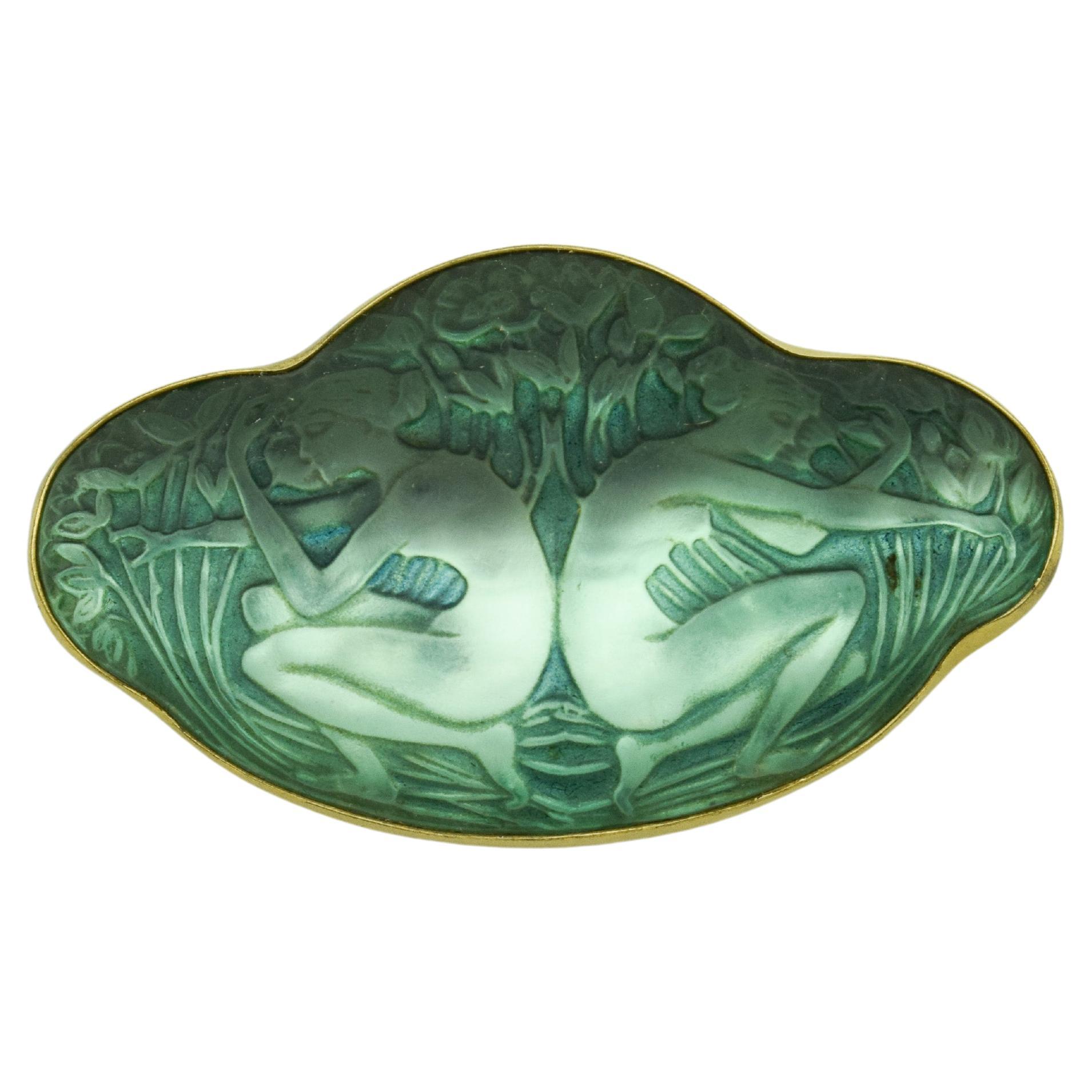 Rene Lalique Deux Figurines Dos a Dos Brooch C1913