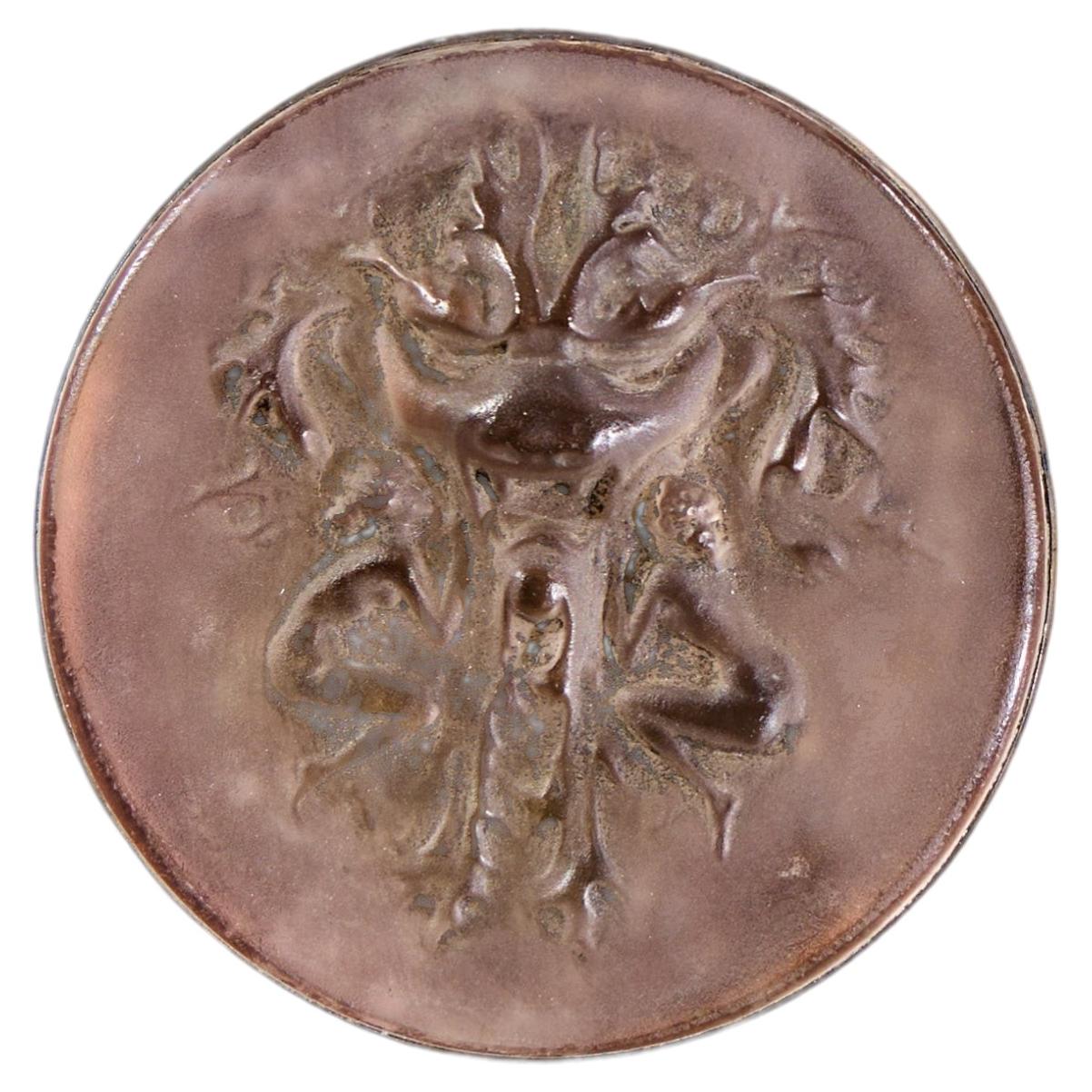 René Lalique Deux Figurines et Masque Brooch For Sale