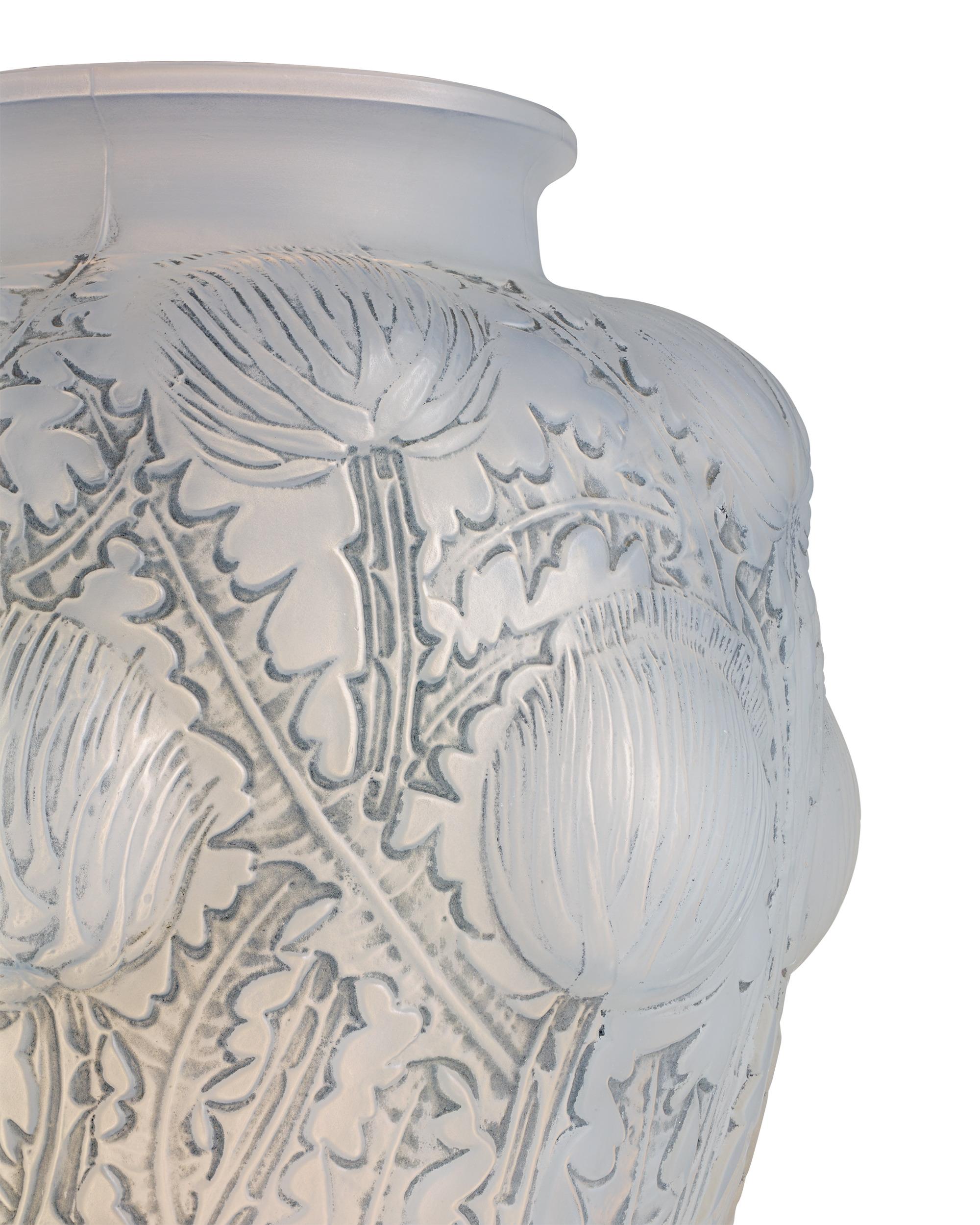 Art déco Vase en verre dépoli René Lalique Domrémy en vente