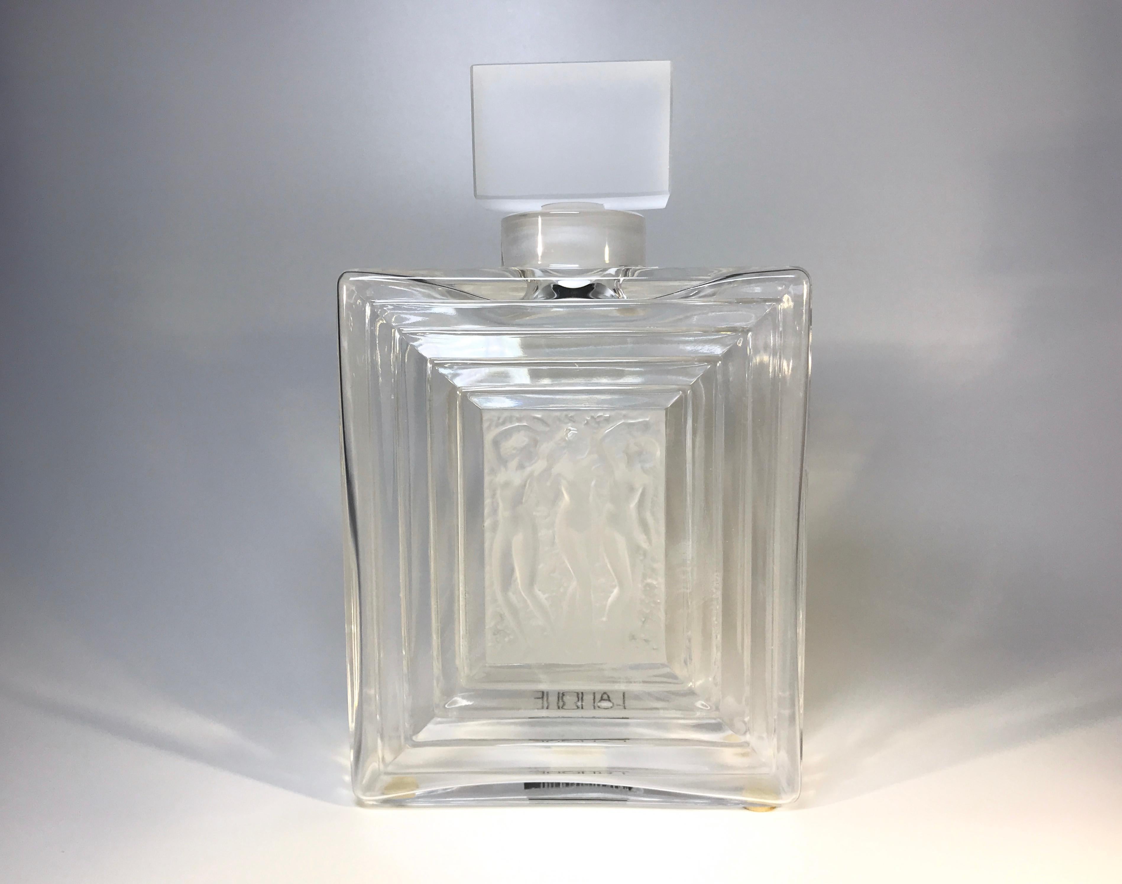 Frosted Rene Lalique, Duncan No.2, Three Nudes French Crystal Art Deco Perfume Flacon For Sale