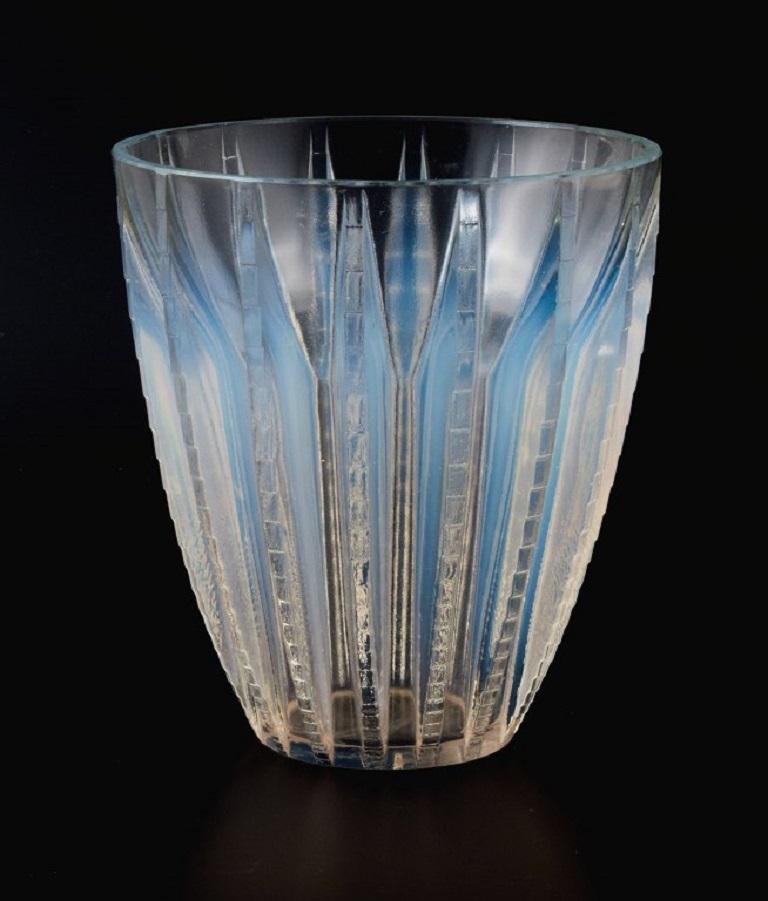 Art Deco René Lalique, Early Art Glass Vase 
