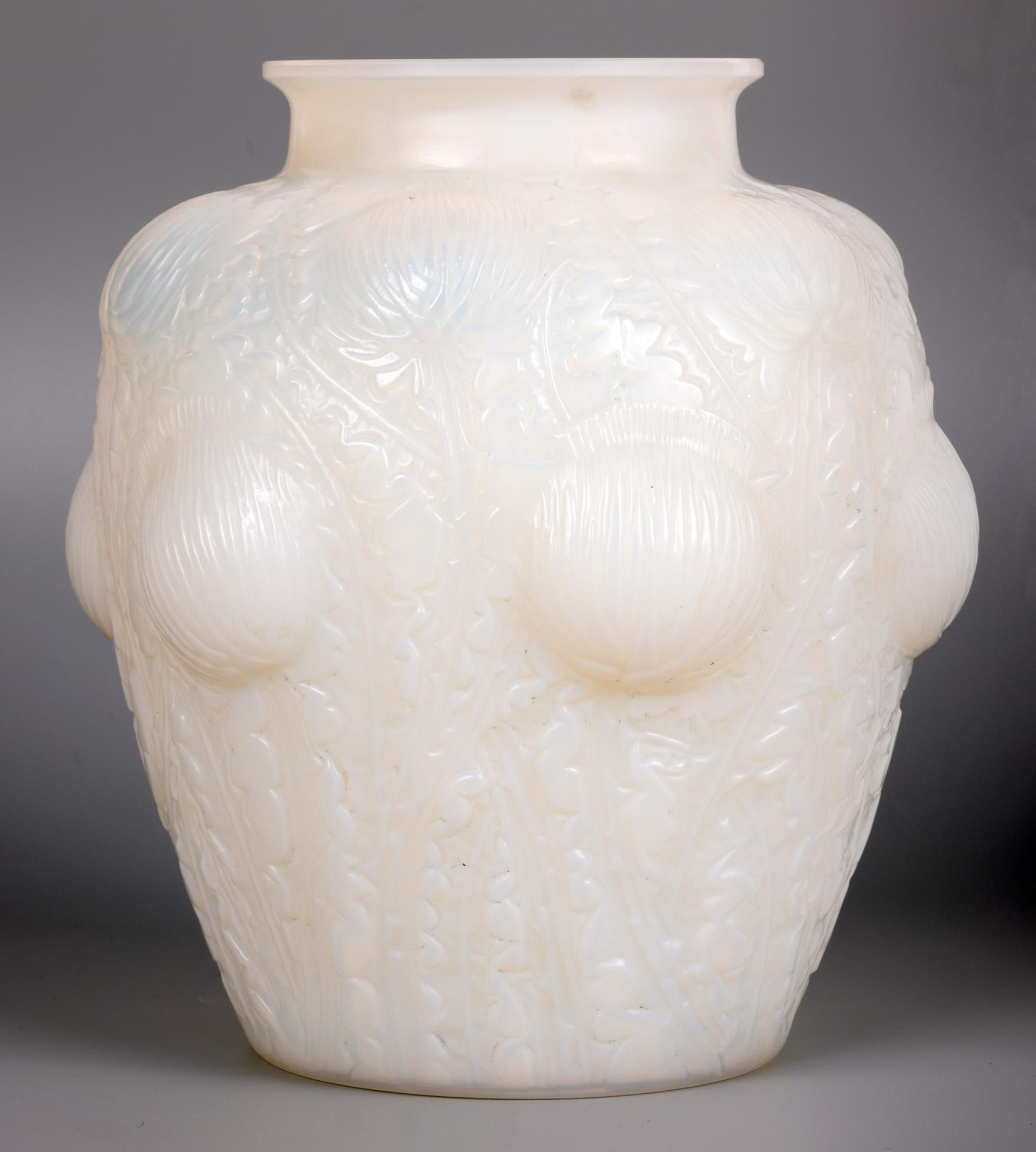 Rene Lalique Early Opalescent Domrémy Art Glass Vase For Sale 6